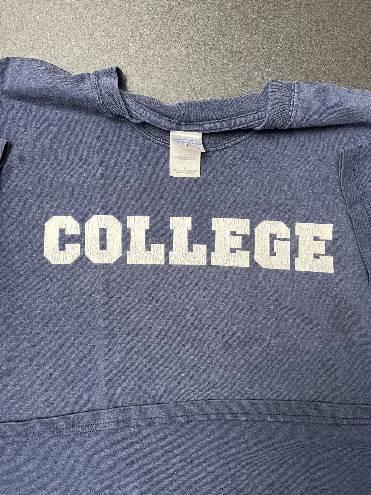 Gildan Vintage Gildan College T-Shirt Size US L / EU 52-54 / 3 - 2 Thumbnail