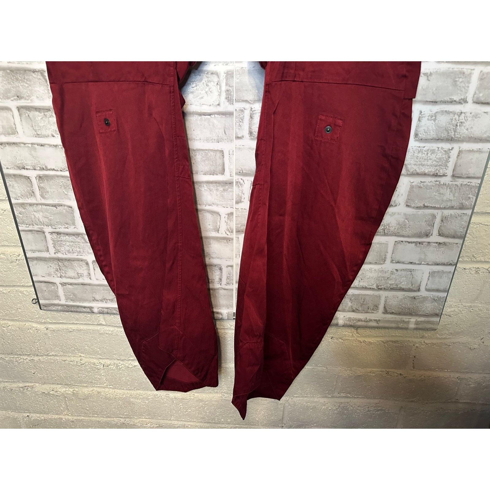 Julius FW23 Elytra Red Gasmask Cargo Pants size 1 Tatsuro Horikawa Size US 34 / EU 50 - 15 Thumbnail