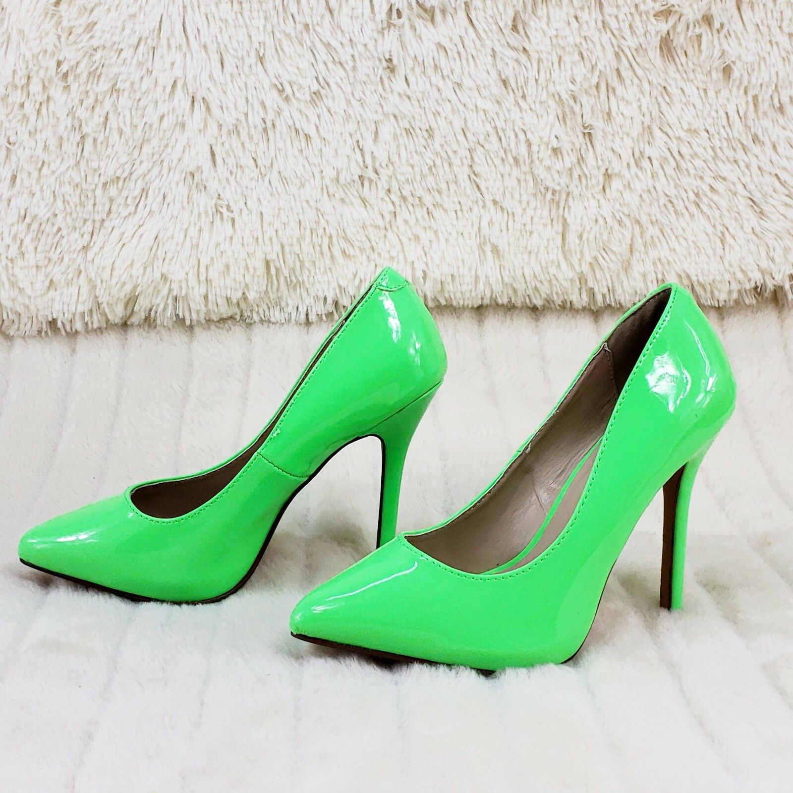 Other Amuse 20 Neon Green Patent 5" High Heel Shoes Pumps NY (US S Size US 10 / IT 40 - 6 Thumbnail