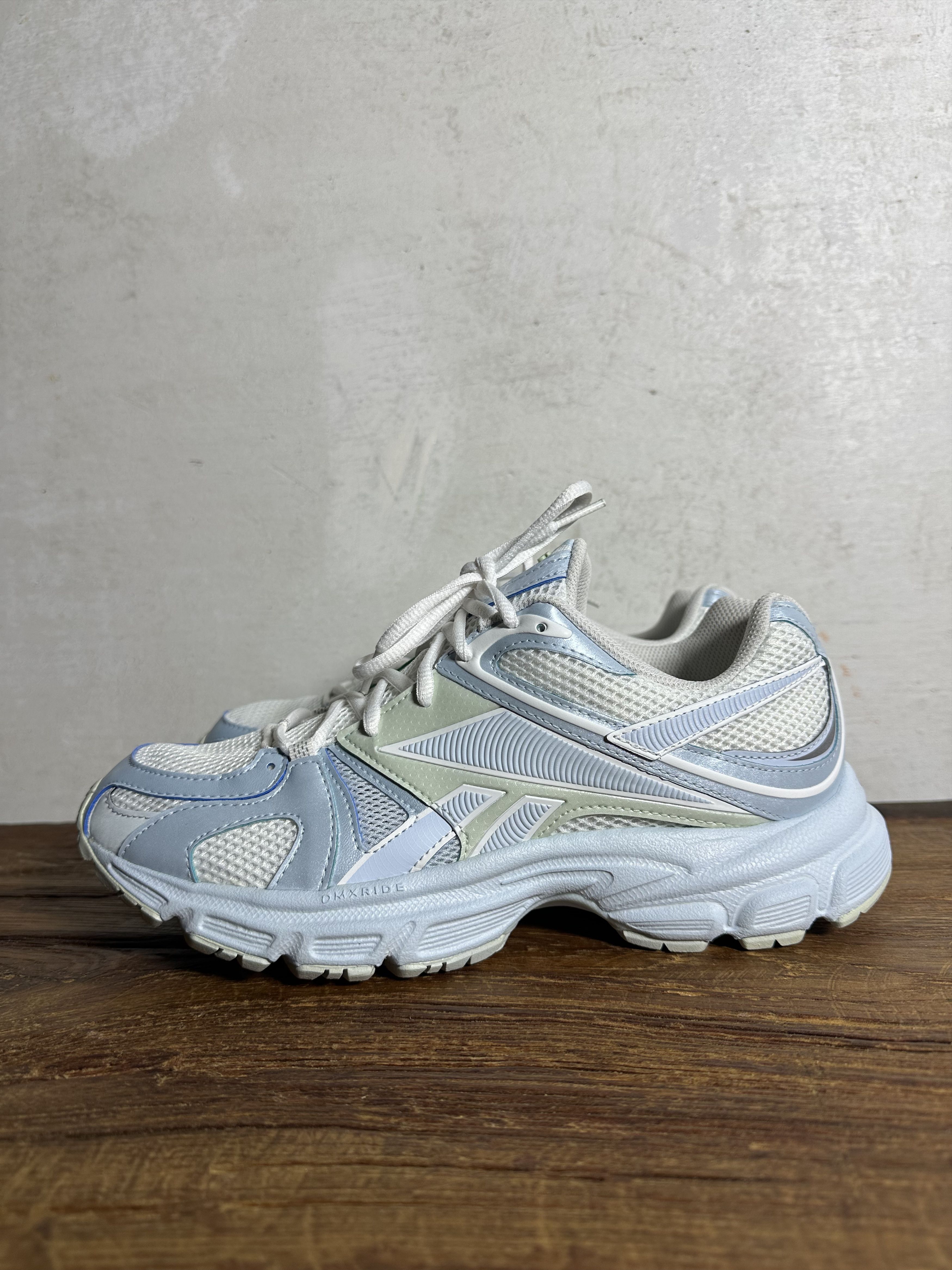 Reebok × Vetements RARE Vetements x Reebok Spike Runner 200 Storm Glow Size US 7.5 / EU 40-41 - 2 Thumbnail