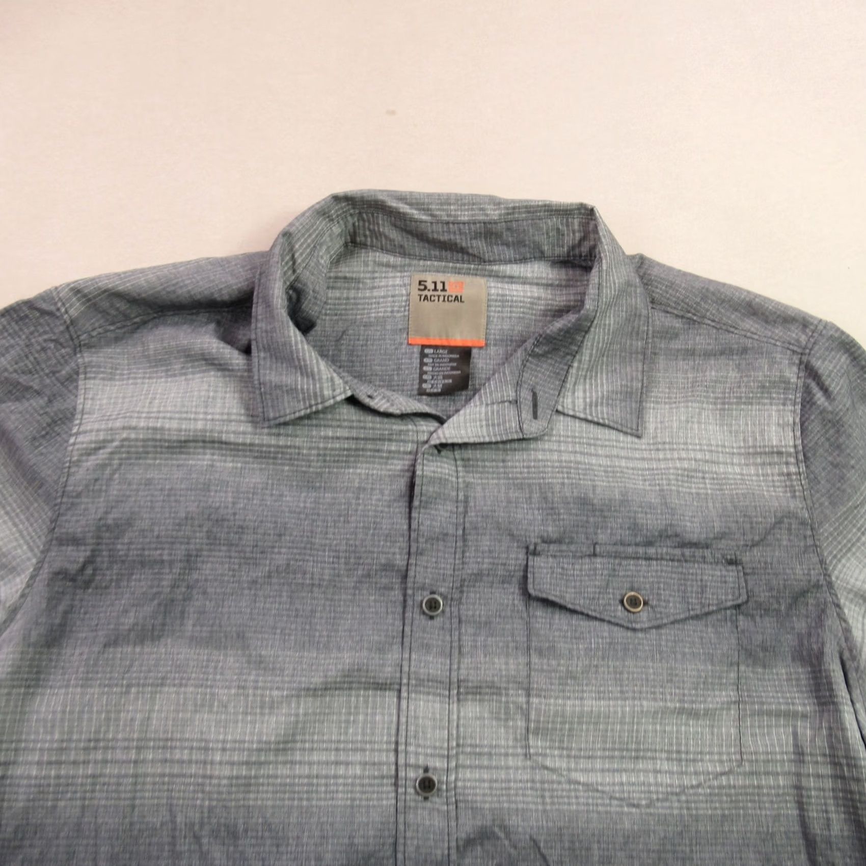 Vintage 5.11 Tactical Shirt Mens Large Short Sleeve Pocket Button Front Lightweight Gray Shirt Size US L / EU 52-54 / 3 - 3 Thumbnail