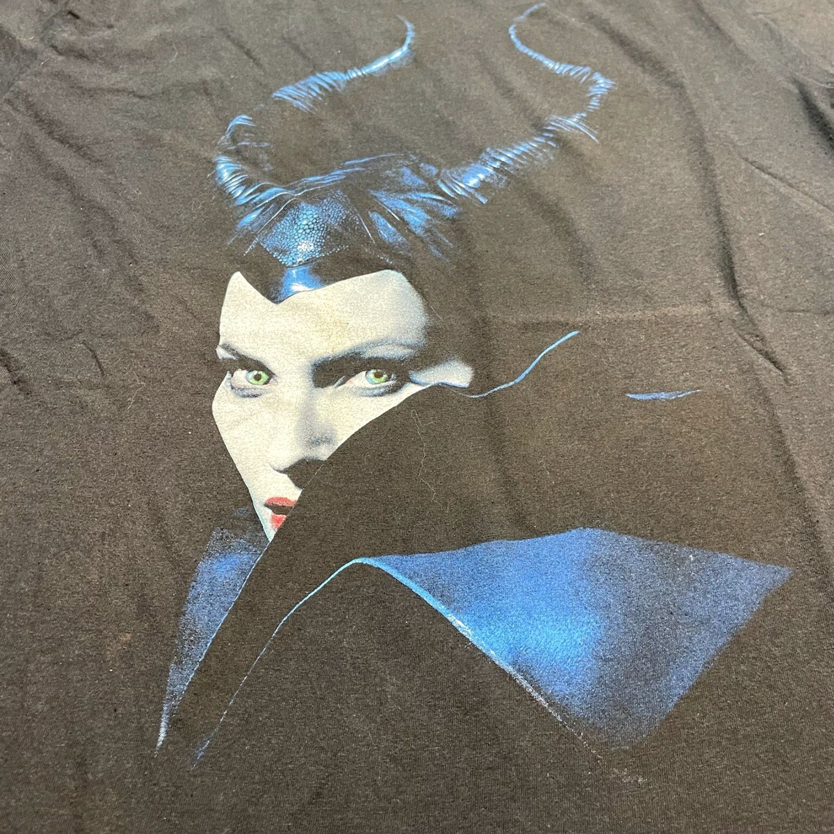 Disney Maleficent Horror Movie Promo Tee Shirt Angelina Jolie Mens M Black Shirt