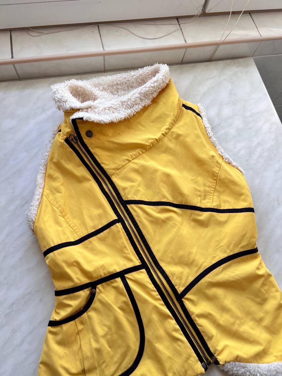 Diesel Vintage DIESEL Archive Avantgarde Y2K Vest Faux Fur Jacket Size M / US 6-8 / IT 42-44 - 15 Thumbnail