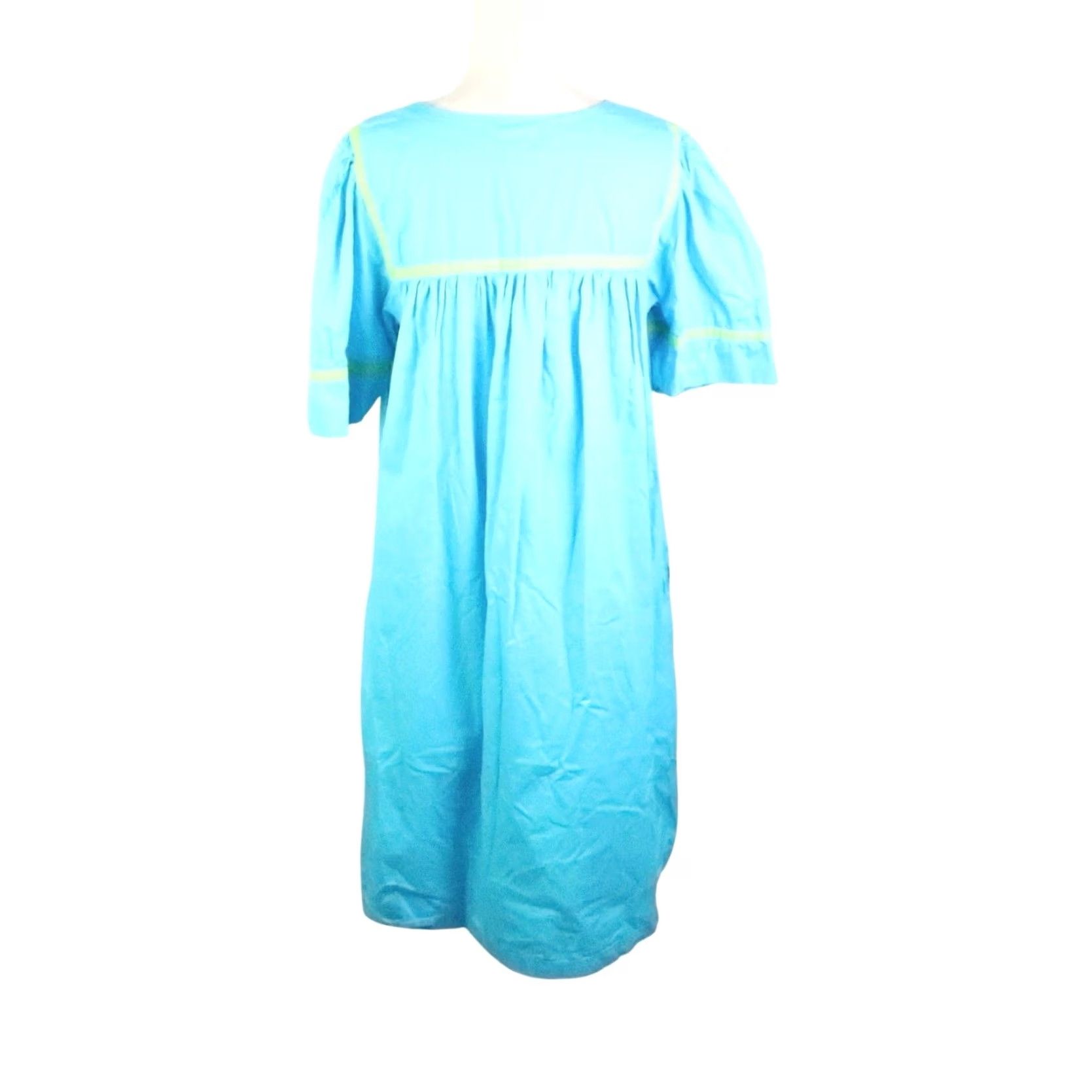 Vintage VINTAGE Simply Basic Nightgown Dress Turquoise Blue Muumuu Short Sleeve Embroidered 100% Cotton S Womens Size S / US 4 / IT 40 - 4 Thumbnail