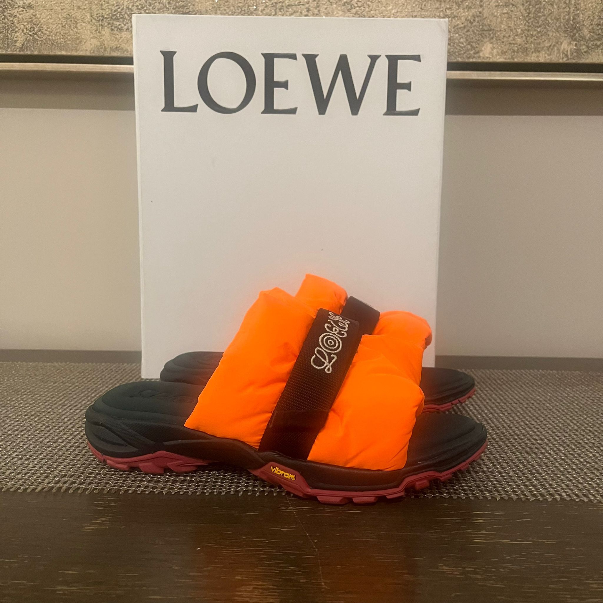 Loewe Pleated Slides in Neon Orange Size US 8 / EU 41 - 8 Thumbnail