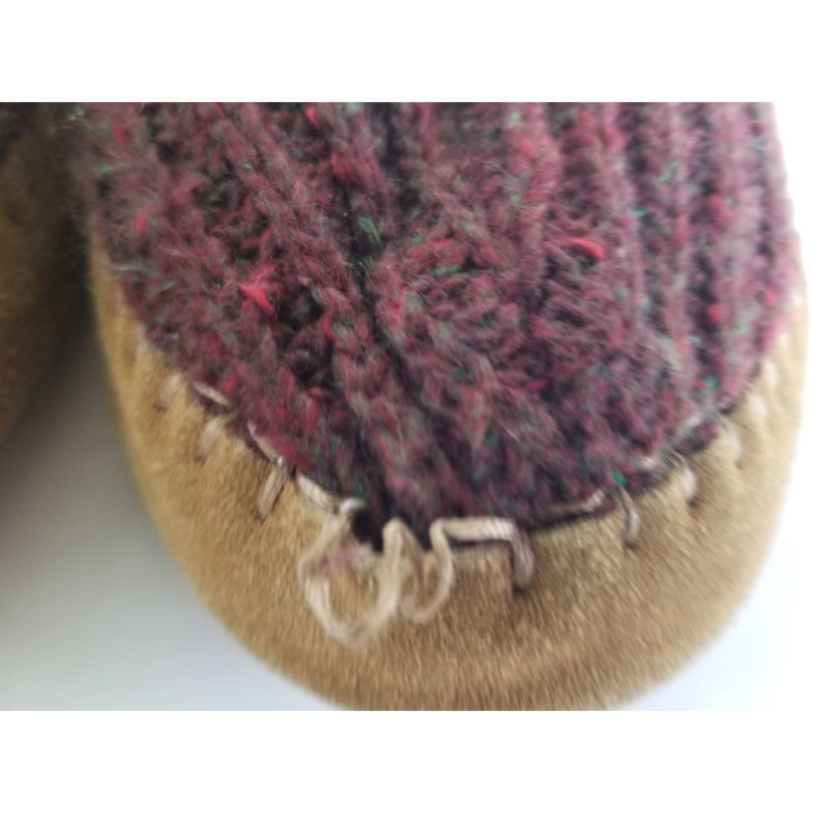 Vintage Acorn Camden Slippers Women 8-9 M Burgundy Purple Knit Faux Fur Slipper Slip-On Casual Womens Shoes Size ONE SIZE - 7 Thumbnail