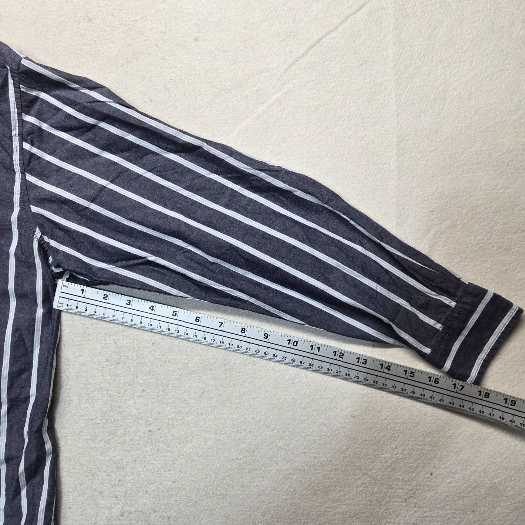 Vintage J. Khaki Gray White Striped Button-Down Up Long Sleeve Shirt Men's L Large Size US L / EU 52-54 / 3 - 5 Thumbnail