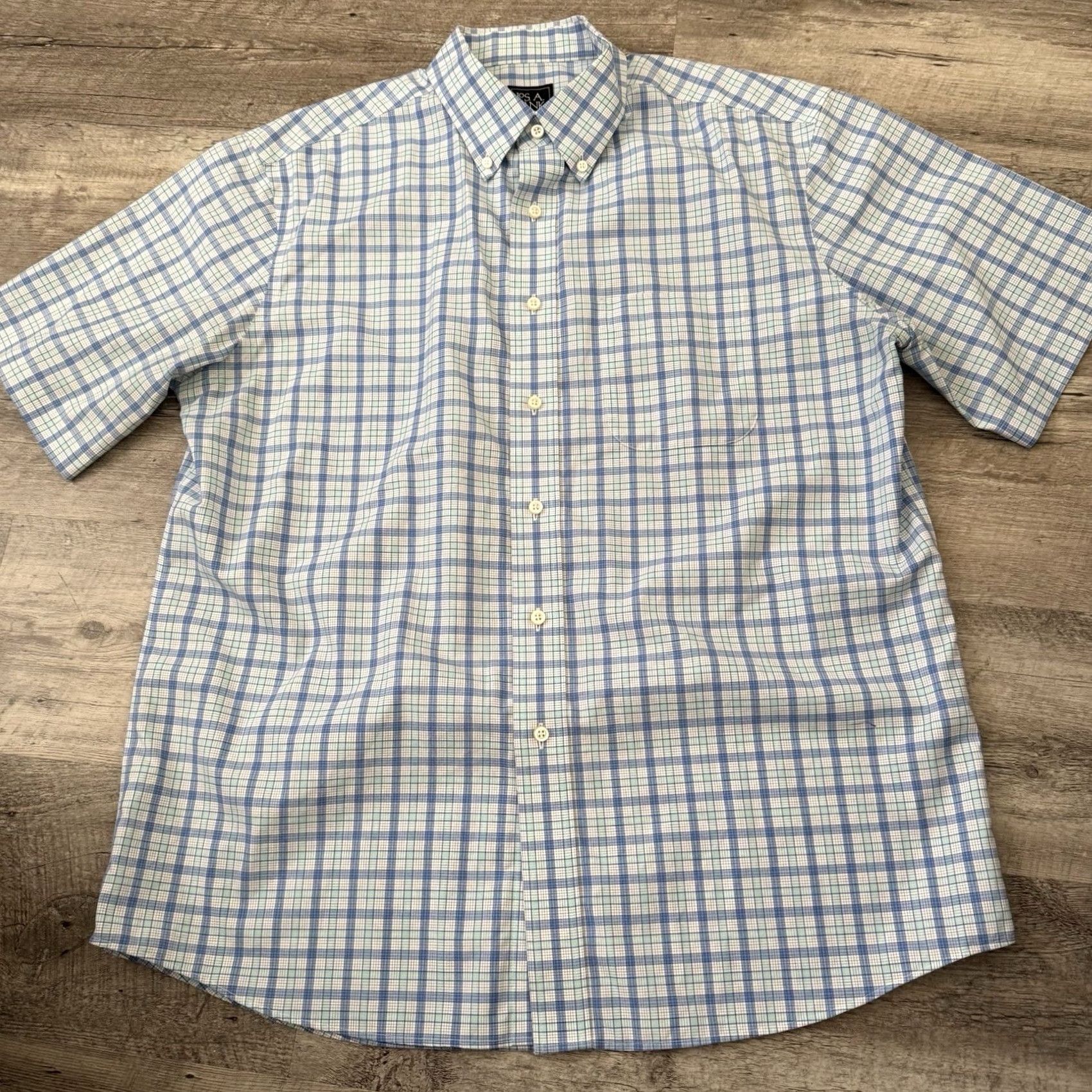 Jos. A. Bank Jos. A Bank Traveler Shirt Men Large Blue Plaid Tailored Fit Short Sleeve Cotton Button-Up Size US L / EU 52-54 / 3 - 3 Thumbnail