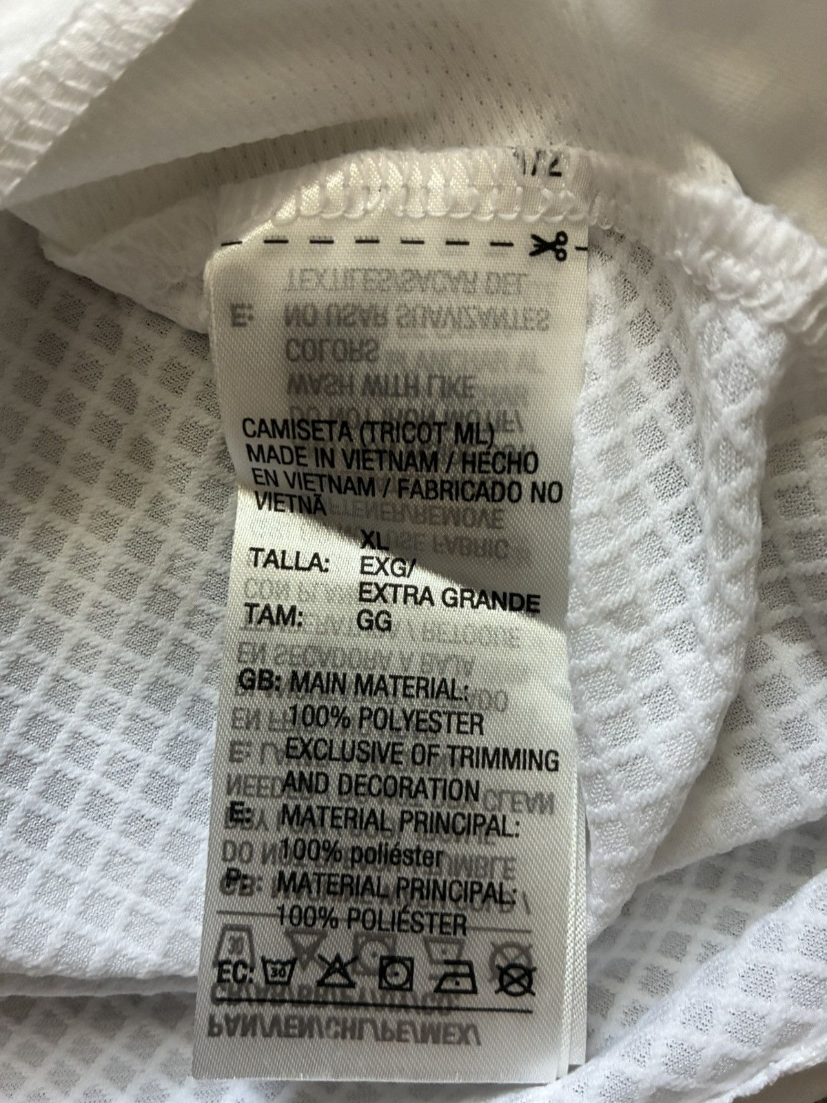Adidas 2024/2025 Real Madrid Home Kit Size US XL / EU 56 / 4 - 5 Thumbnail