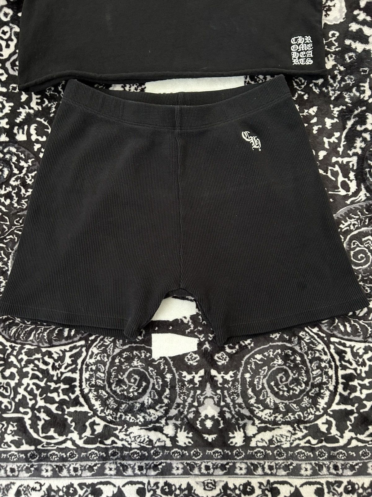 Chrome Hearts Chrome Hearts women’s embroidered logo shorts Size XS Size 25" / US 0 / IT 36 - 2 Thumbnail