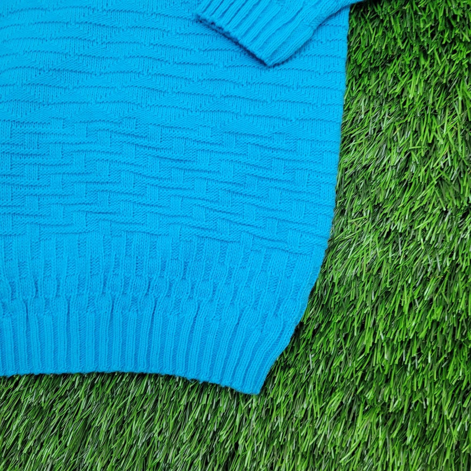 Vintage VTG Little Funky Deep V-Neck Sweater Womens 2XS/XS USA Size XS / US 0-2 / IT 36-38 - 3 Thumbnail