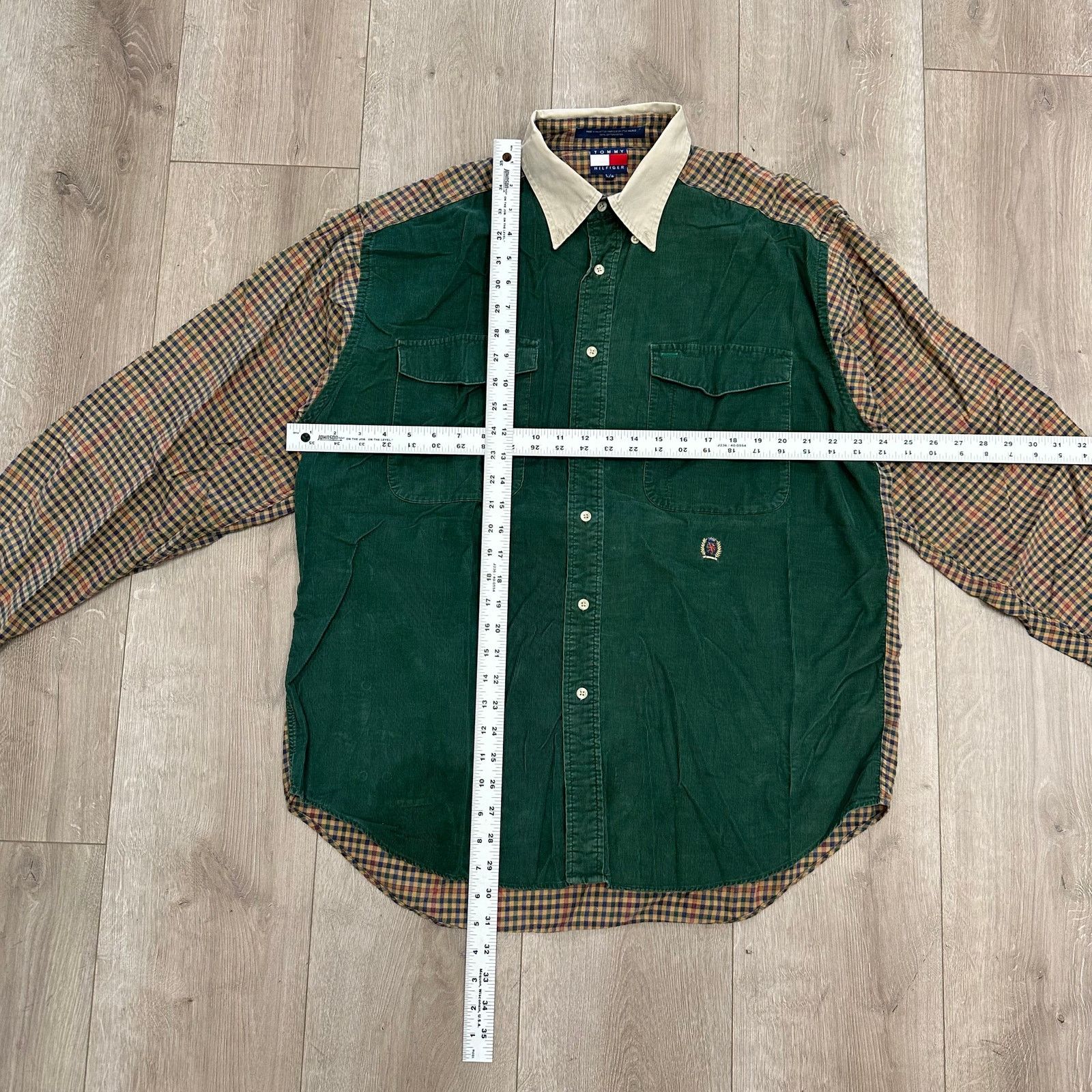 Tommy Hilfiger Tommy Hilfiger 90s corduroy button-down Long Sleeve Shirt Size US L / EU 52-54 / 3 - 5 Thumbnail