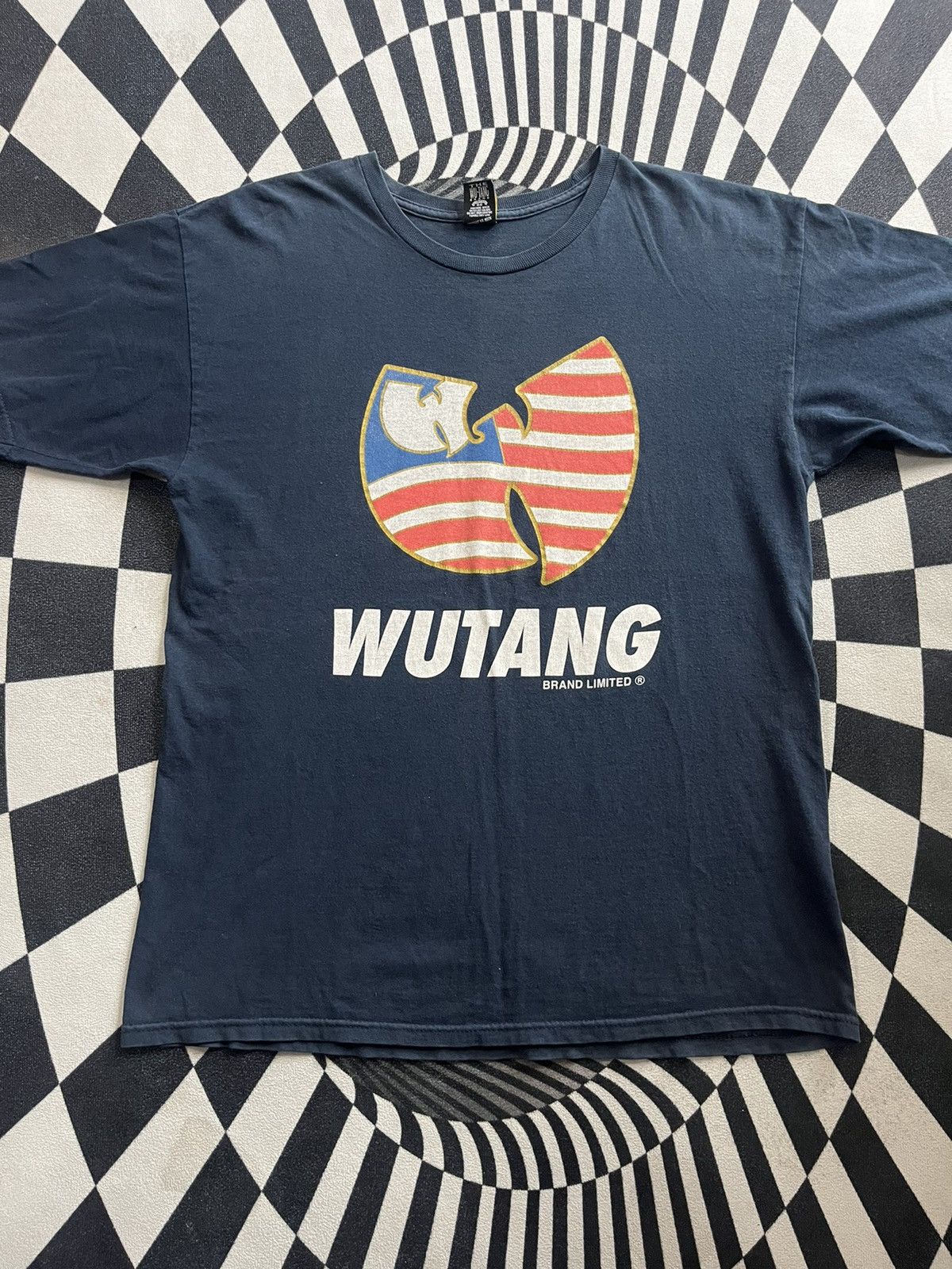 Wu-Tang Clan Vintage WUTANG Brand Limited Big Logo USA Tshirt Size US L / EU 52-54 / 3 - 3 Thumbnail