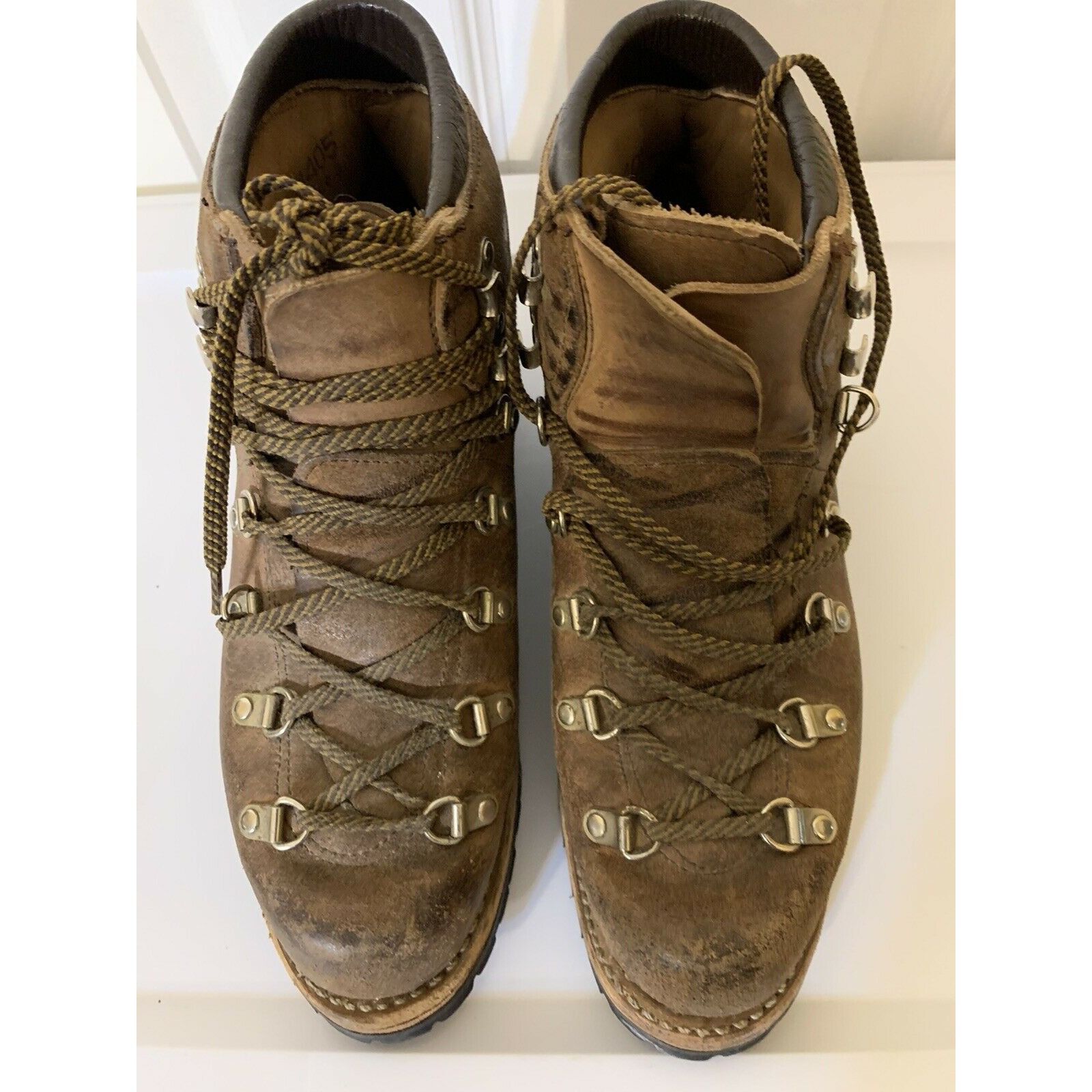 Vasque Vtg VASQUE women Sz 7 1/2 Gretchen 6235 Hiking Backpacking L Size US 7.5 / IT 37.5 - 7 Thumbnail