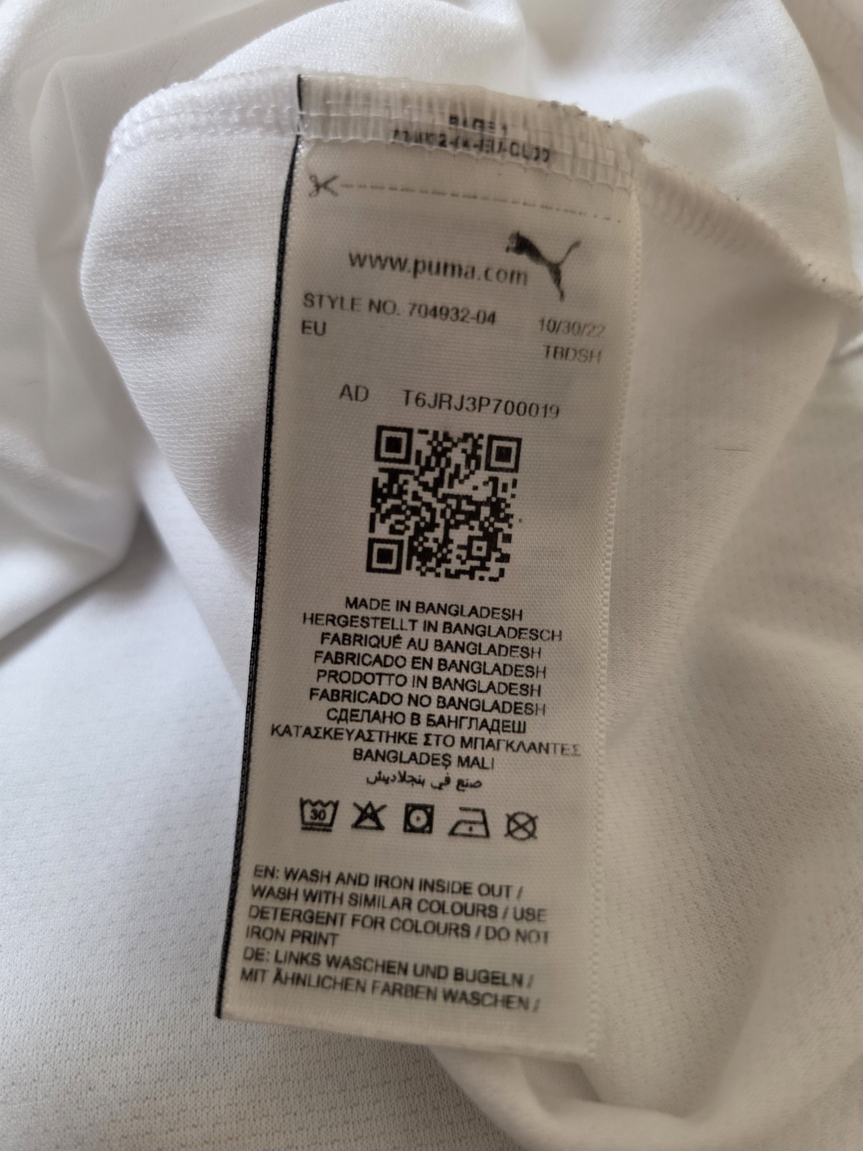 Puma NEUCHATEL XAMAX 2022 AWAY FOOTBALL SHIRT SOCCER JERSEY Size US M / EU 48-50 / 2 - 6 Thumbnail