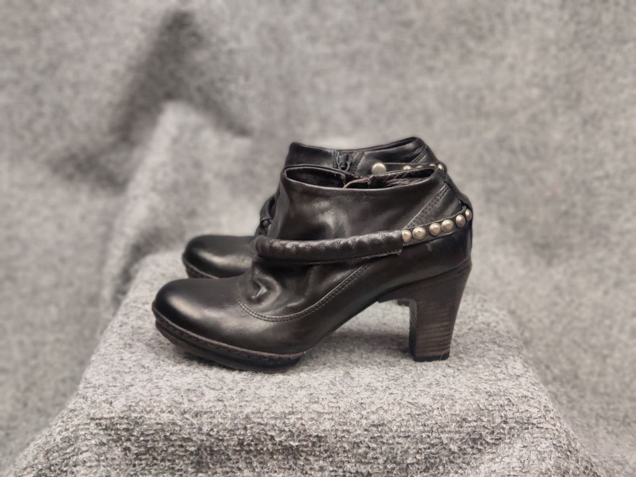 A.S.98 A.S.98 Airstep Design Heels Black Leather low Zip Boots Size US 6 / IT 36 - 3 Thumbnail