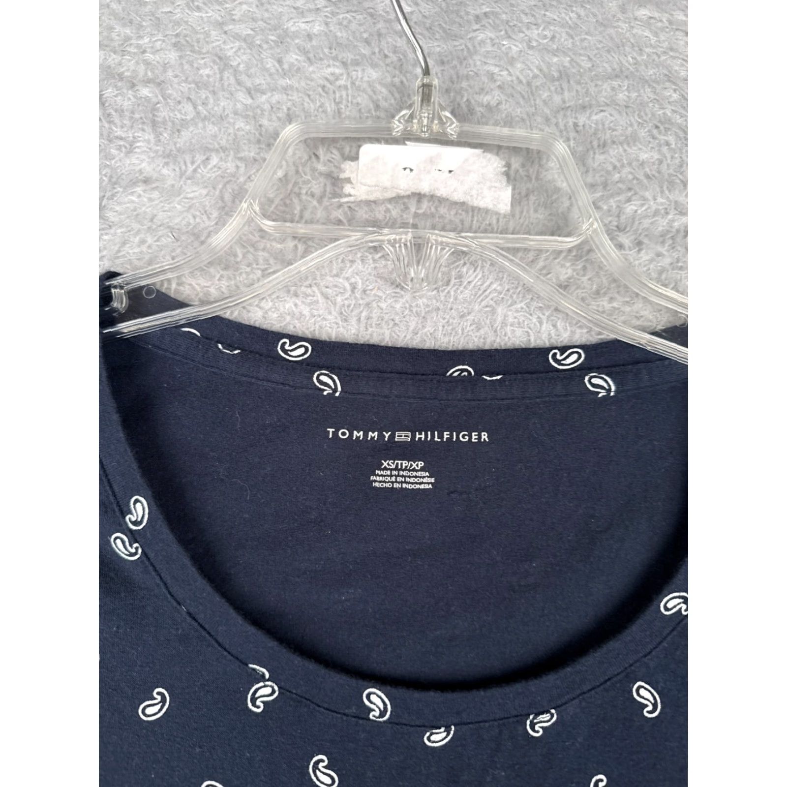 Tommy Hilfiger VINTAGE Tommy Hilfiger Shirt Women XS Blue Round Neck Short Sleeve Cotton Blend Polka Dot Basic 90s Casual Womens XS Blue Theme Outdoor Sports Size XS / US 0-2 / IT 36-38 - 7 Thumbnail