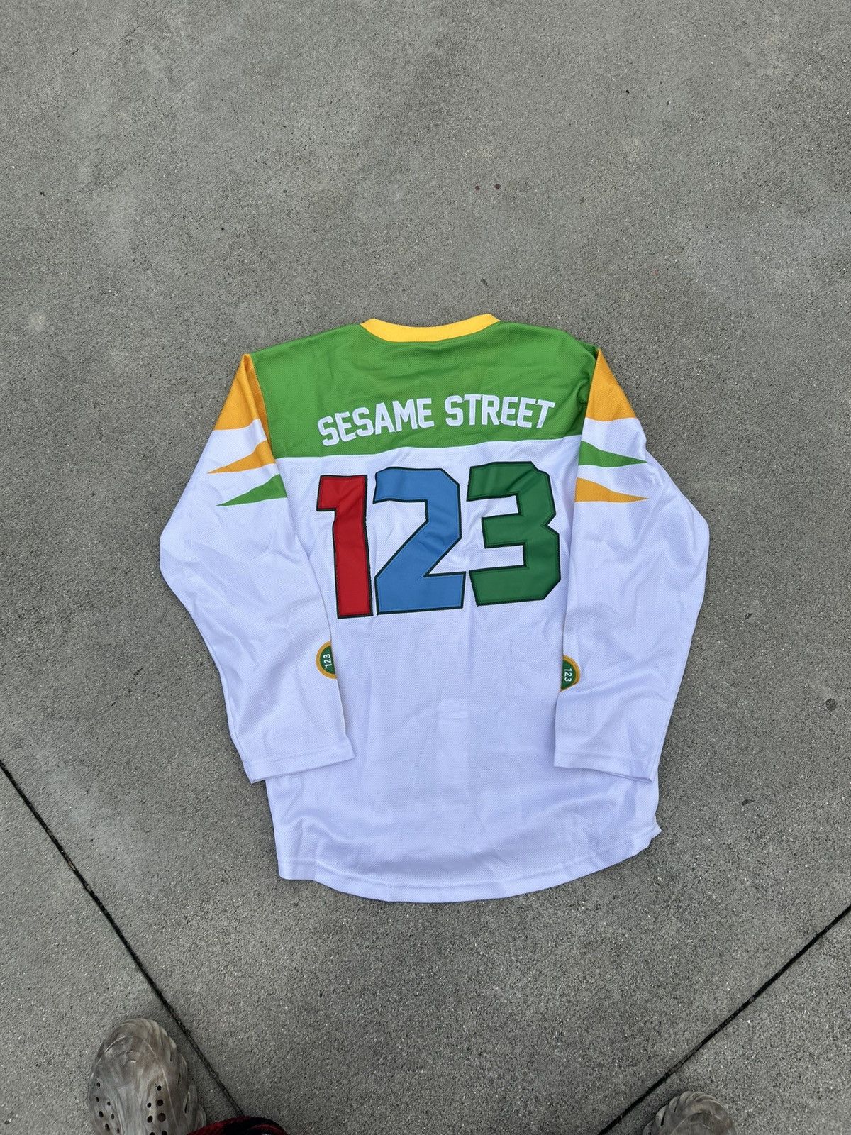 Other (123)Sesame Street Jersey Size US M / EU 48-50 / 2 - 3 Thumbnail