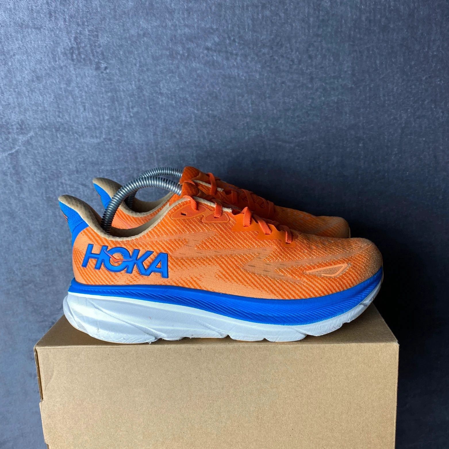 Hoka Hoka One One Clifton 9 orange running shoes Size US 9 / EU 42 - 5 Thumbnail