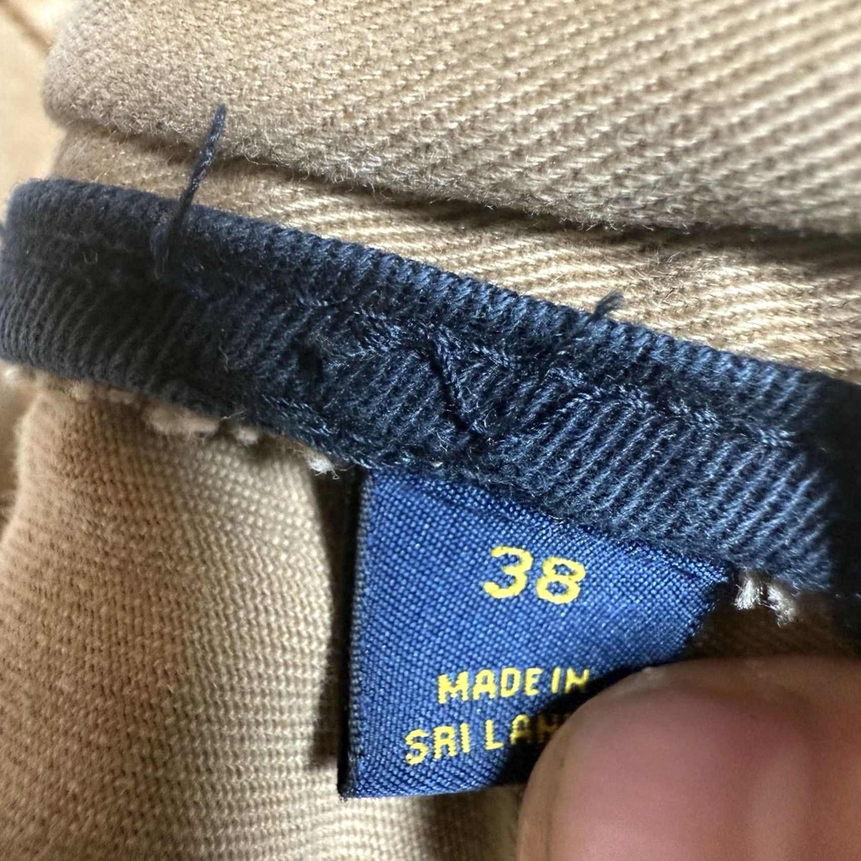 Polo Ralph Lauren VINTAGE Polo Ralph Lauren Cargo Shorts Mens 38 Khaki Brown Beige Regular Cargo Shorts Men 38 Mens Brown Beige Polo Ralph Lauren VINTAGE Size US M / EU 48-50 / 2 - 5 Thumbnail