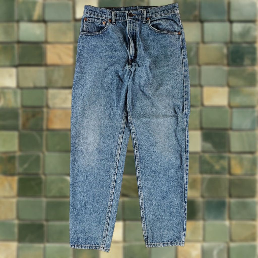 Levi's VINTAGE Levi's 550 Jeans Wide-Leg Denim Blue Whiskering Made USA Mens 32x30 Overall 33x30 Actual Size US 32 / EU 48 - 1 Thumbnail