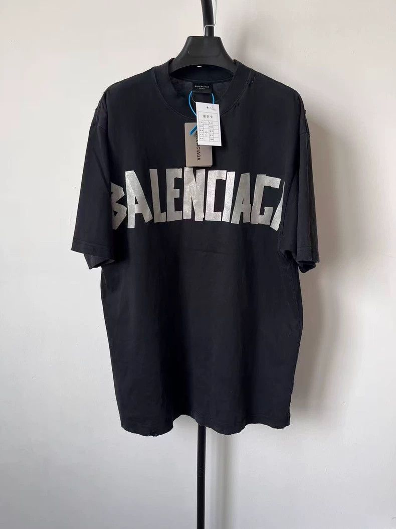 Balenciaga Balenciaga New Tape Type Alphabet Printed Worn Short Sleev Size XS / US 0-2 / IT 36-38 - 1 Thumbnail