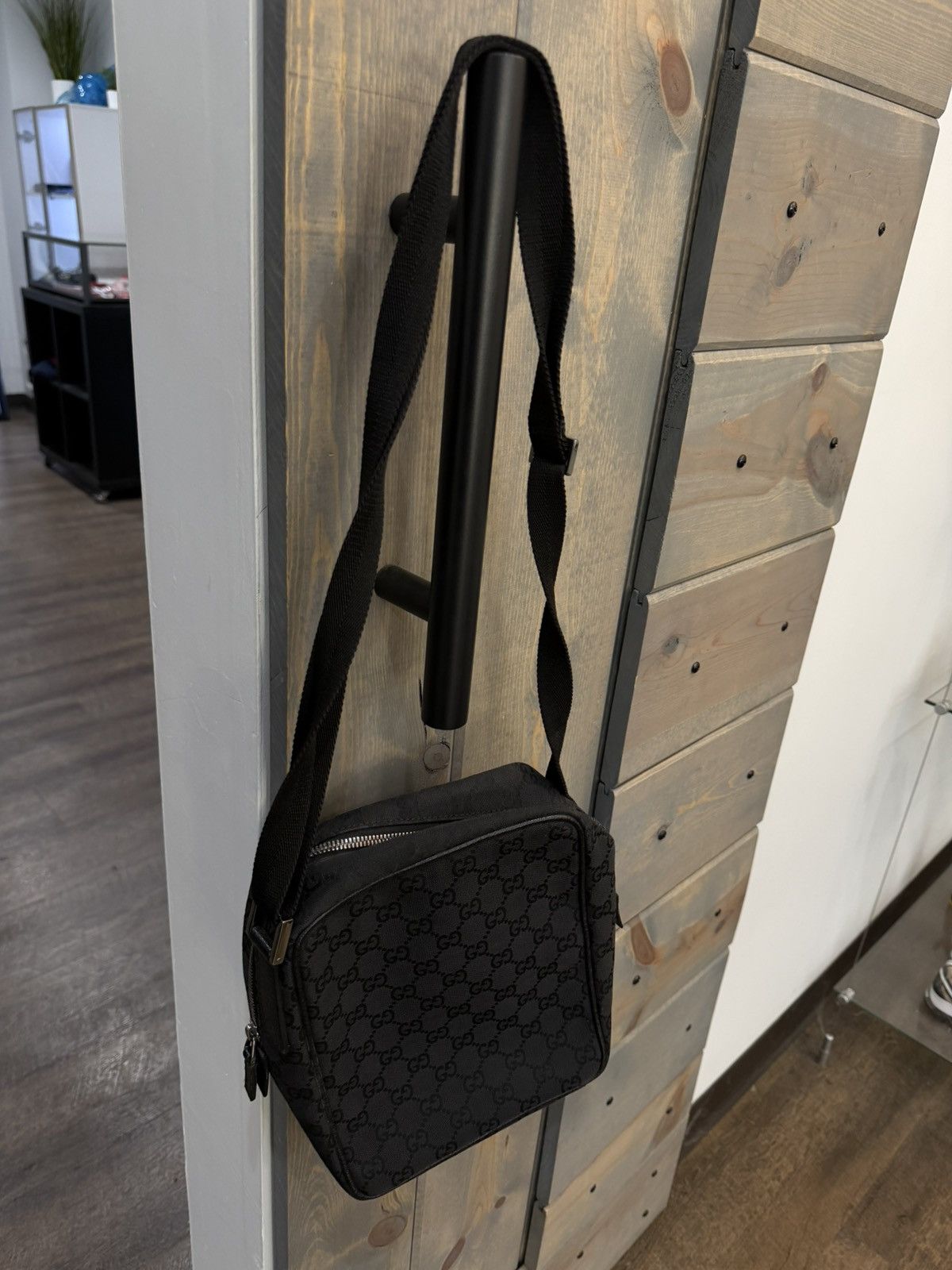 Gucci Gucci GG Canvas Crossbody Shoulder Bag - Size ONE SIZE - 3 Thumbnail