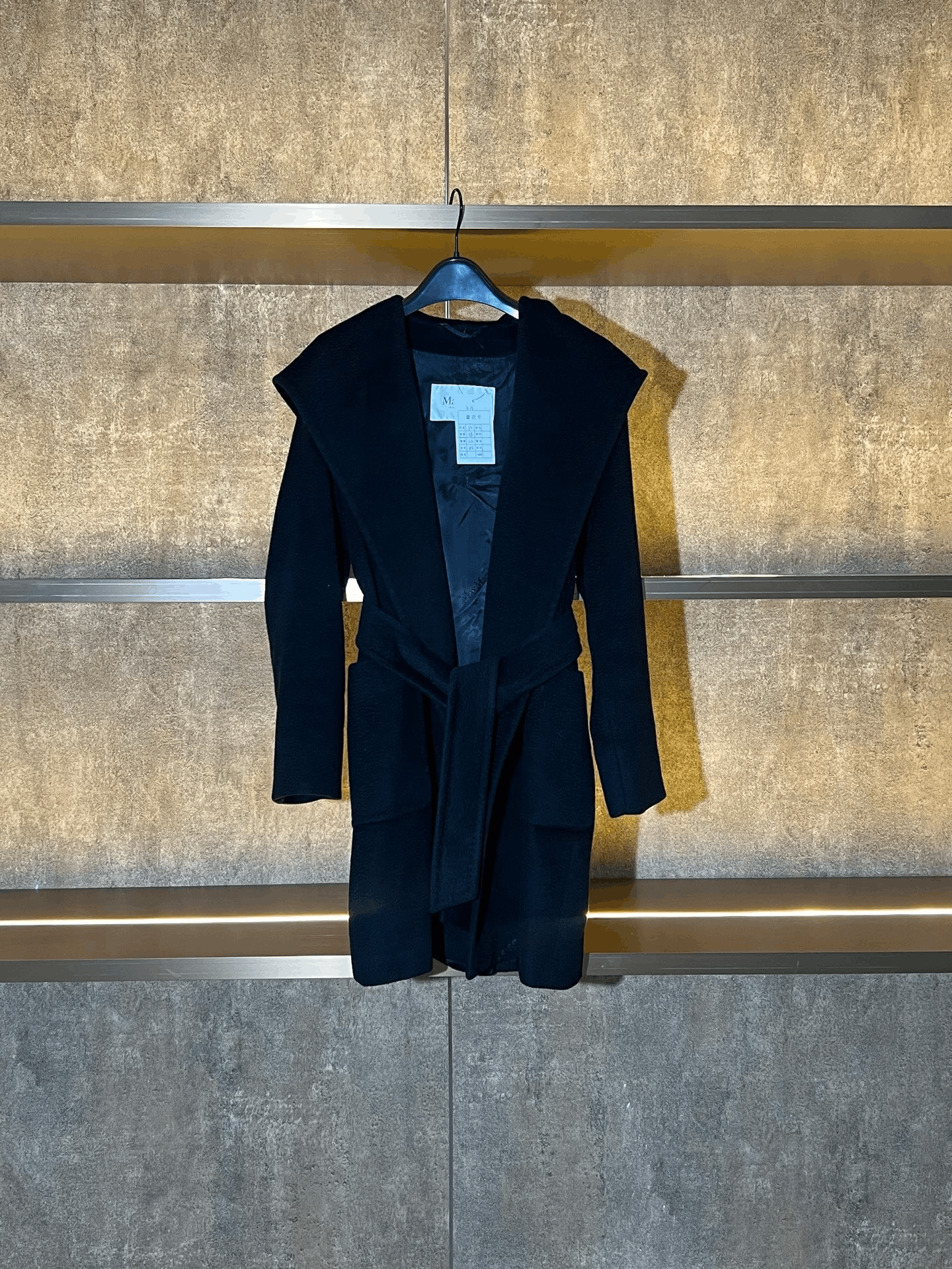 Max Mara Max Mara Coat M Women Size M / US 6-8 / IT 42-44 - 1 Thumbnail