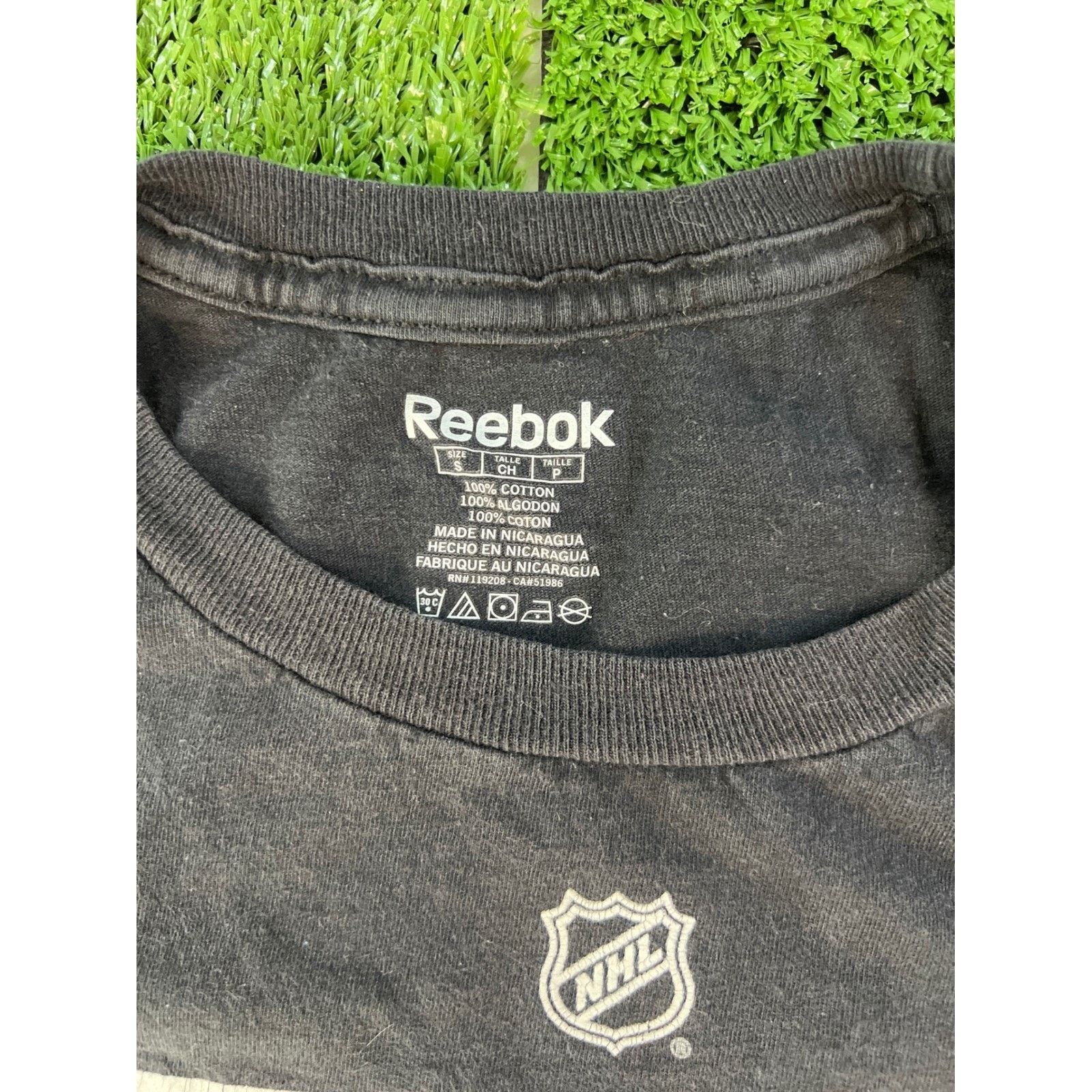 Reebok Reebok Los Angeles Kings LA NHL Black T Shirt Mens Size S Size US 32 / EU 48 - 3 Thumbnail