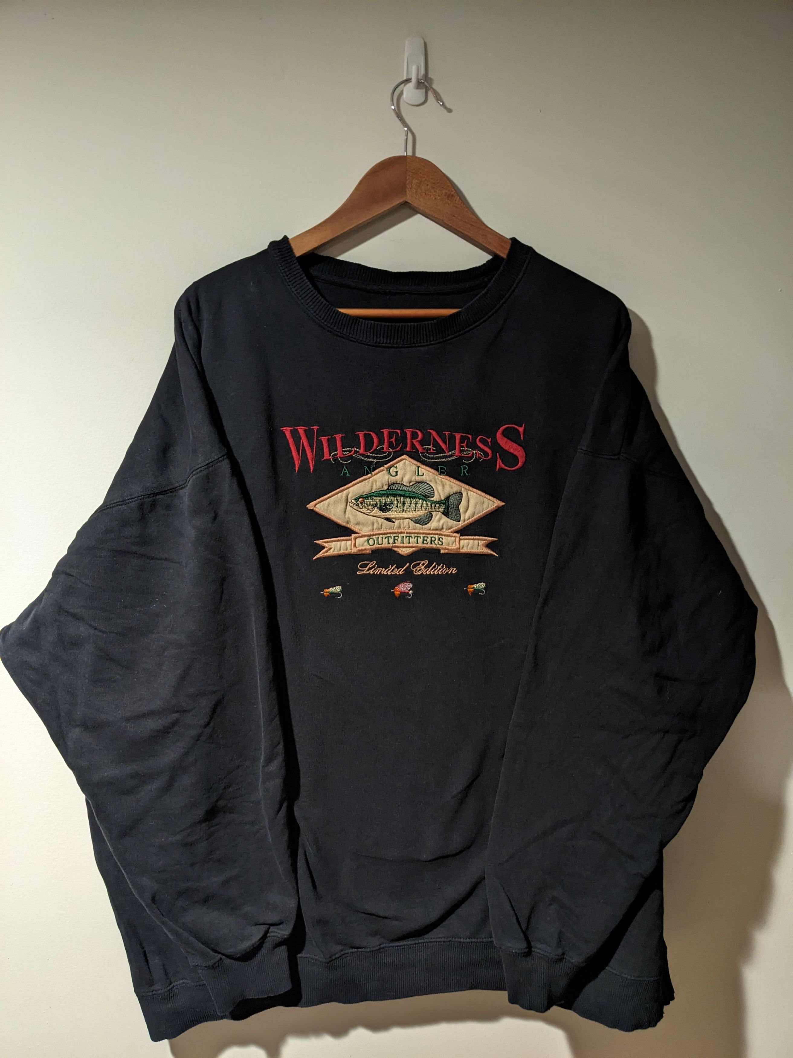 Vintage Vintage 90s Wilderness Angler Outfitters Bass Sweatshirt Size US XXL / EU 58 / 5 - 1 Thumbnail