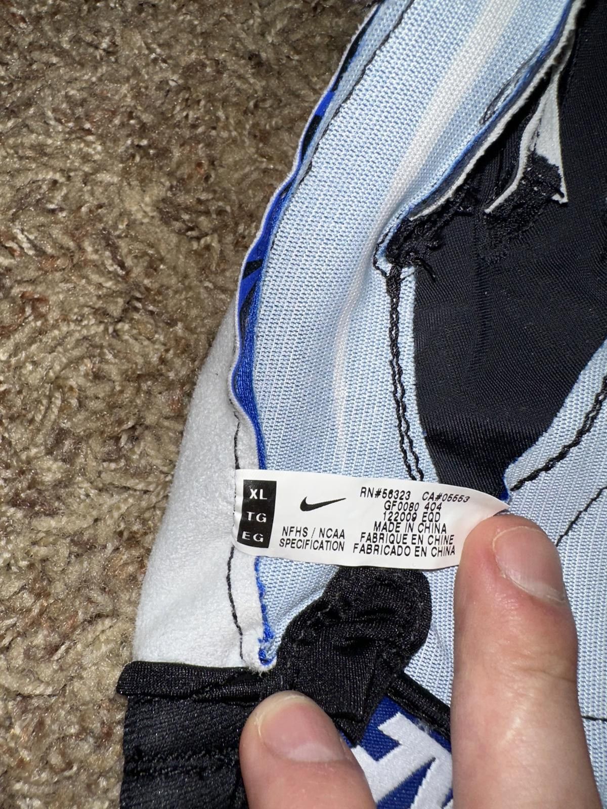 Nike VINTAGE Nike Men’s VaporJet Magnigrip Football Receiver Blue Gloves 2009 Size ONE SIZE - 9 Thumbnail