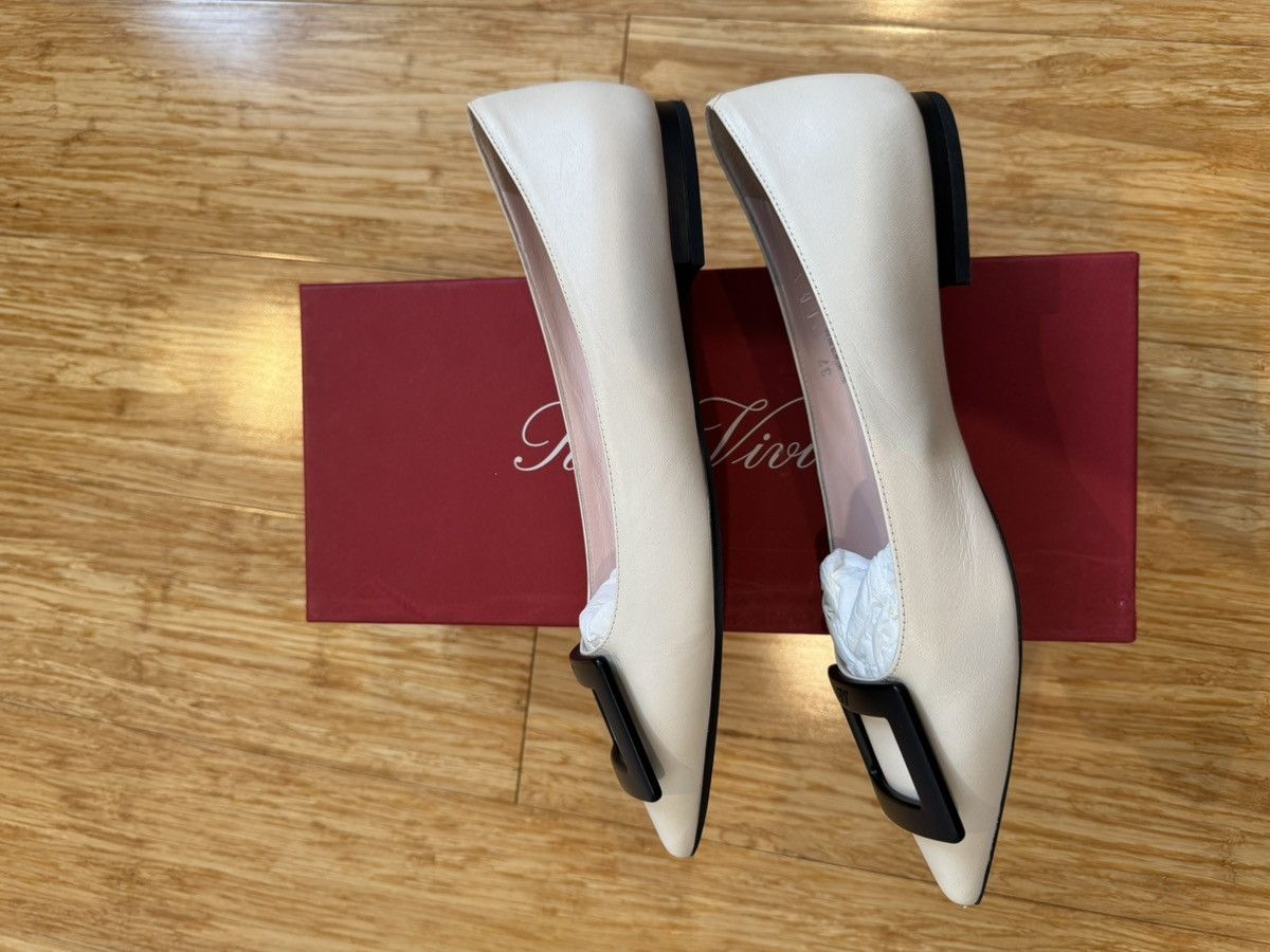 Roger Vivier Roger Vivier Gommettine Ballerinas in Leather Size US 6 / IT 36 - 6 Thumbnail