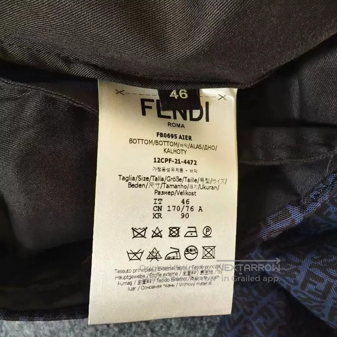 Fendi FENDI Solid Logo Print Casual Shorts. Size US 36 / EU 52 - 4 Thumbnail