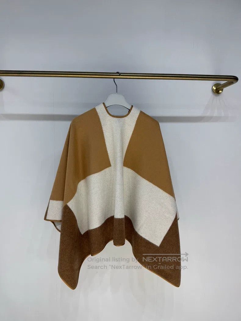 Hermes Hermes size 105*134cm Color-blocking Cashmere Cloak Shawl, Size ONE SIZE - 5 Thumbnail