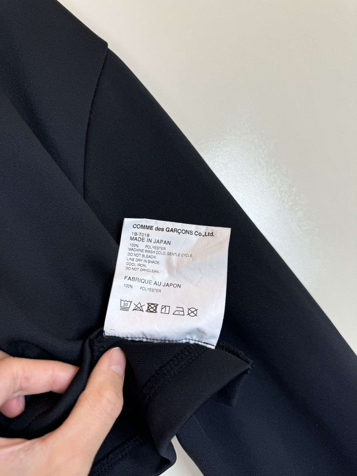 Comme des Garcons × Japanese Brand Comme Des garcons black crop top polyester oversized S Size S / US 4 / IT 40 - 5 Thumbnail