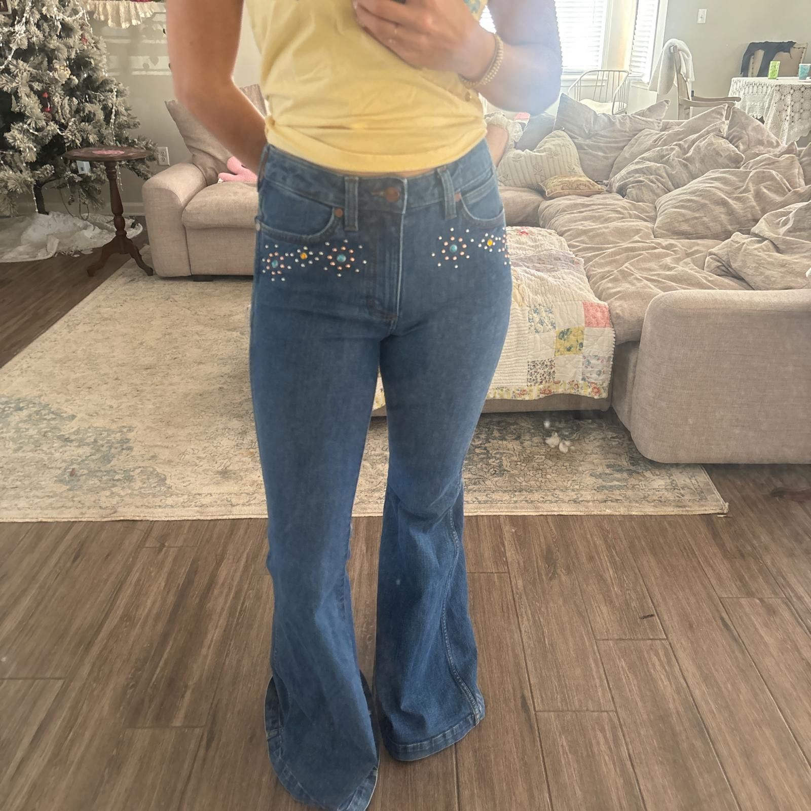 Wrangler vintage wrangler beaded bell bottoms jeans Size 26" / US 2 / IT 38 - 2 Thumbnail