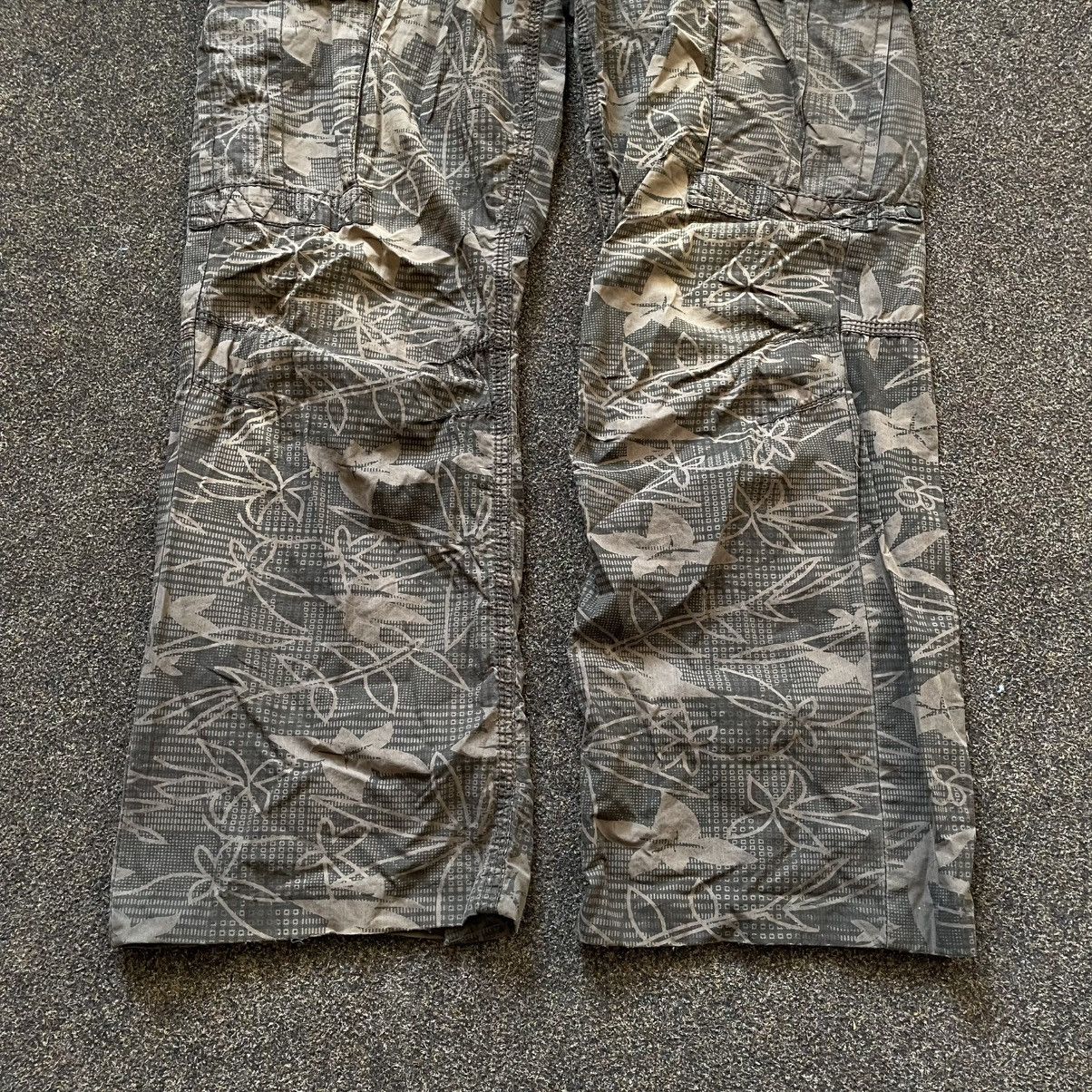 Vintage Vintage Y2K Baggy Cargo Pants Distressed Grunge Logo 34 Size 34" / US 12 / IT 48 - 2 Thumbnail