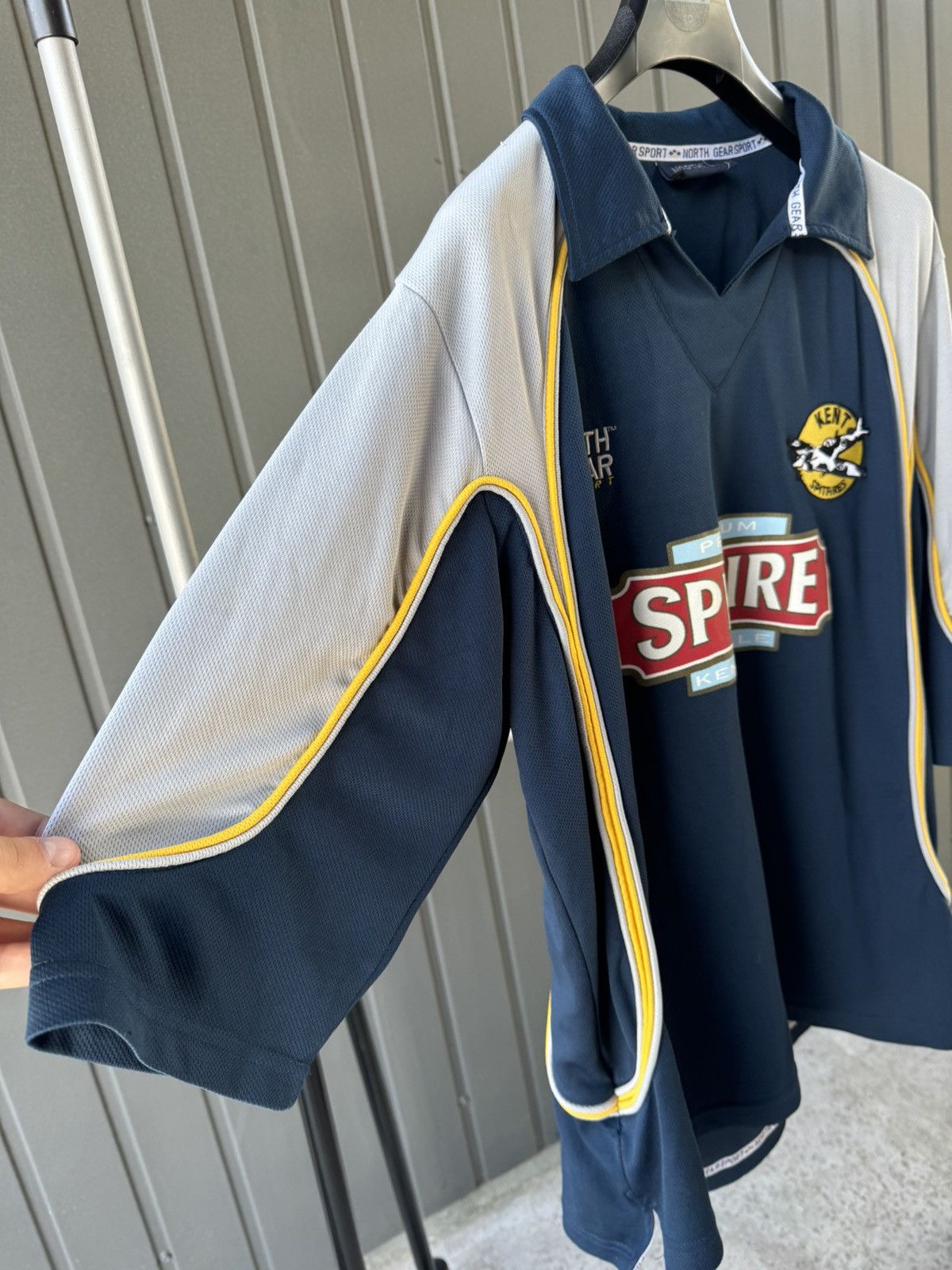Vintage Vintage Kent Spitfires North Gear Jersey cricket Size US M / EU 48-50 / 2 - 6 Thumbnail