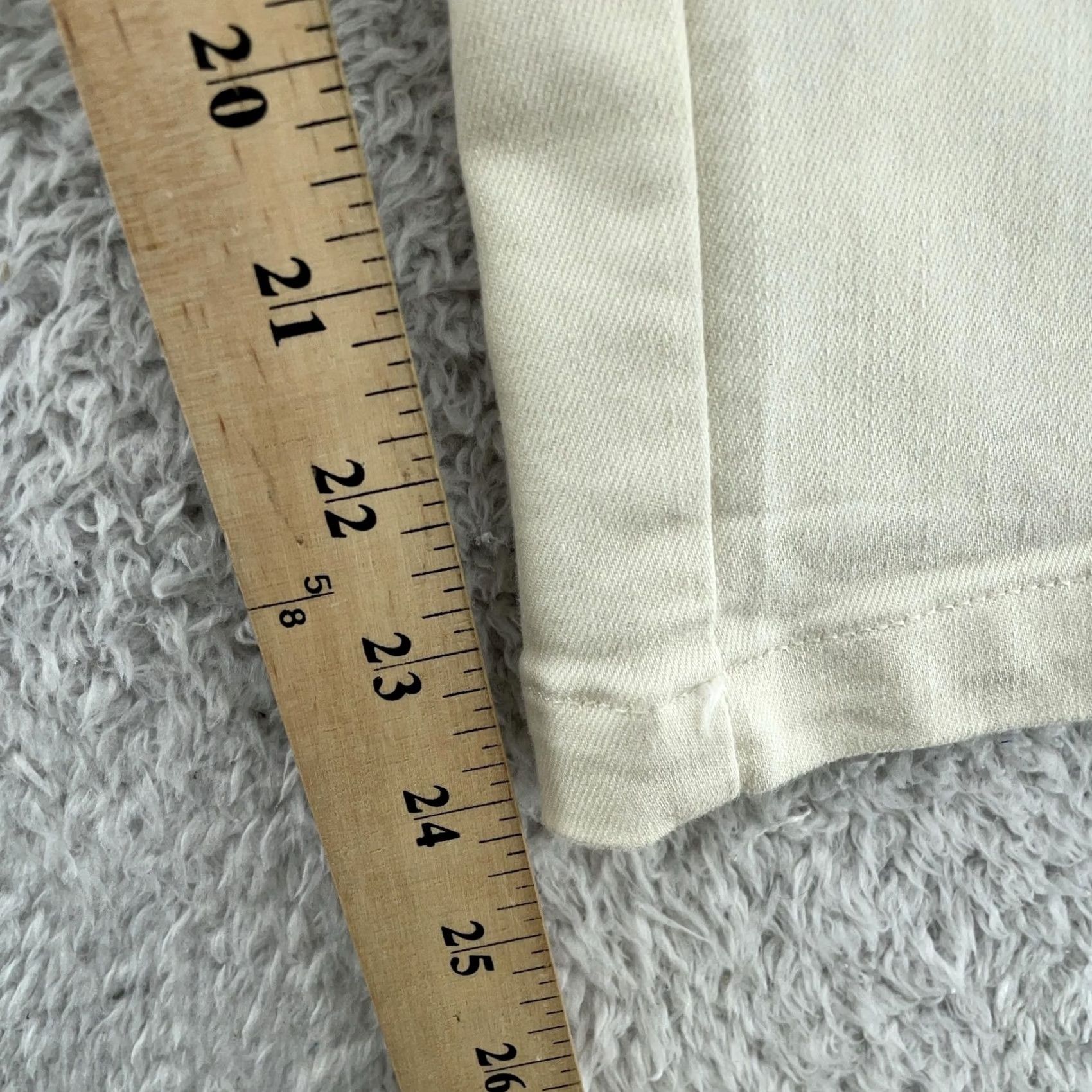 Vintage AnyBody Pants Womens 24W Ivory Capri Cropped Front Pockets Side Slits 46x24 Size 42" / US 20 - 7 Thumbnail