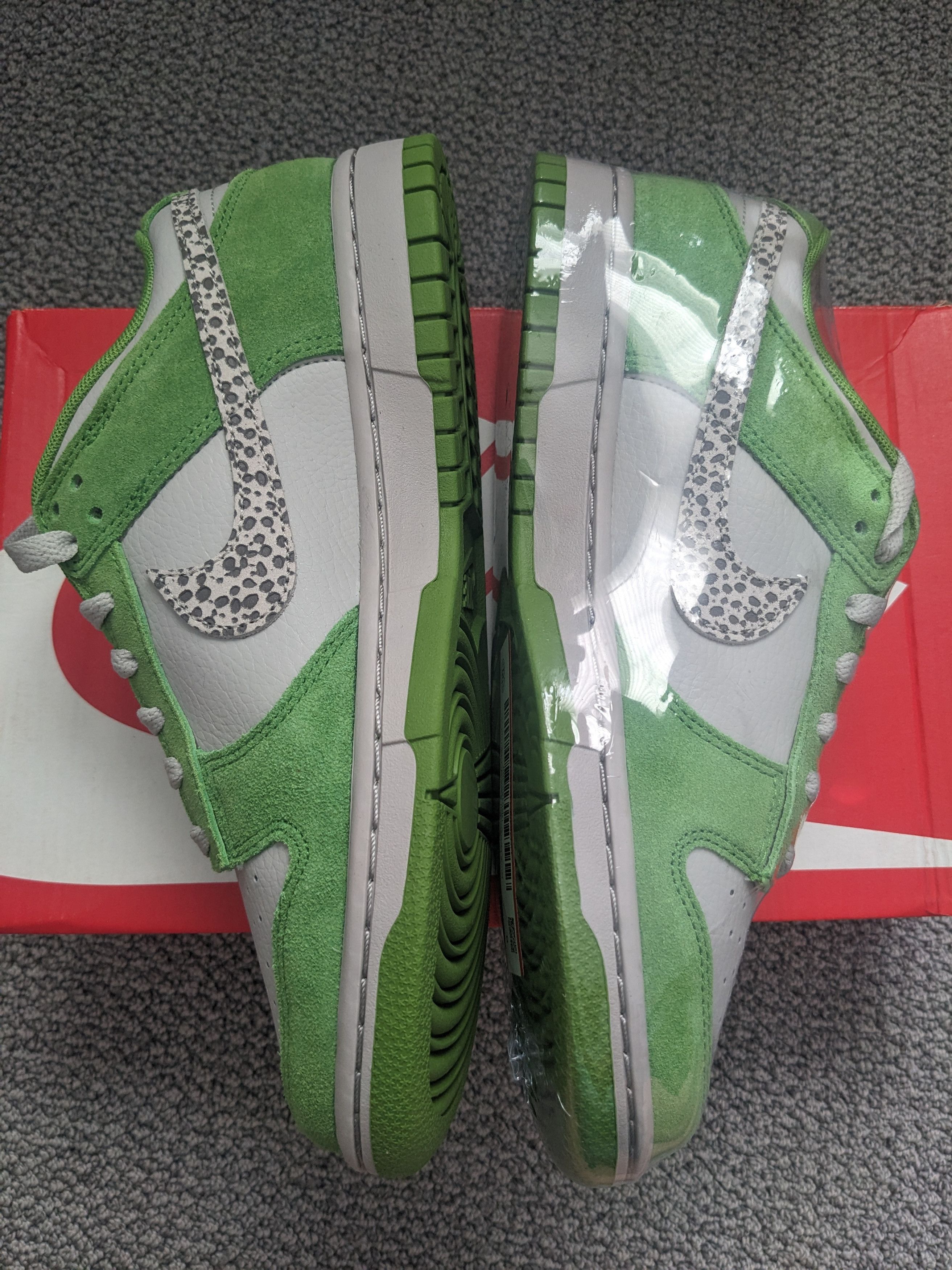 Nike Nike Dunk Low AS Safari Swoosh-Chlorophyll Size US 8 / EU 41 - 8 Thumbnail