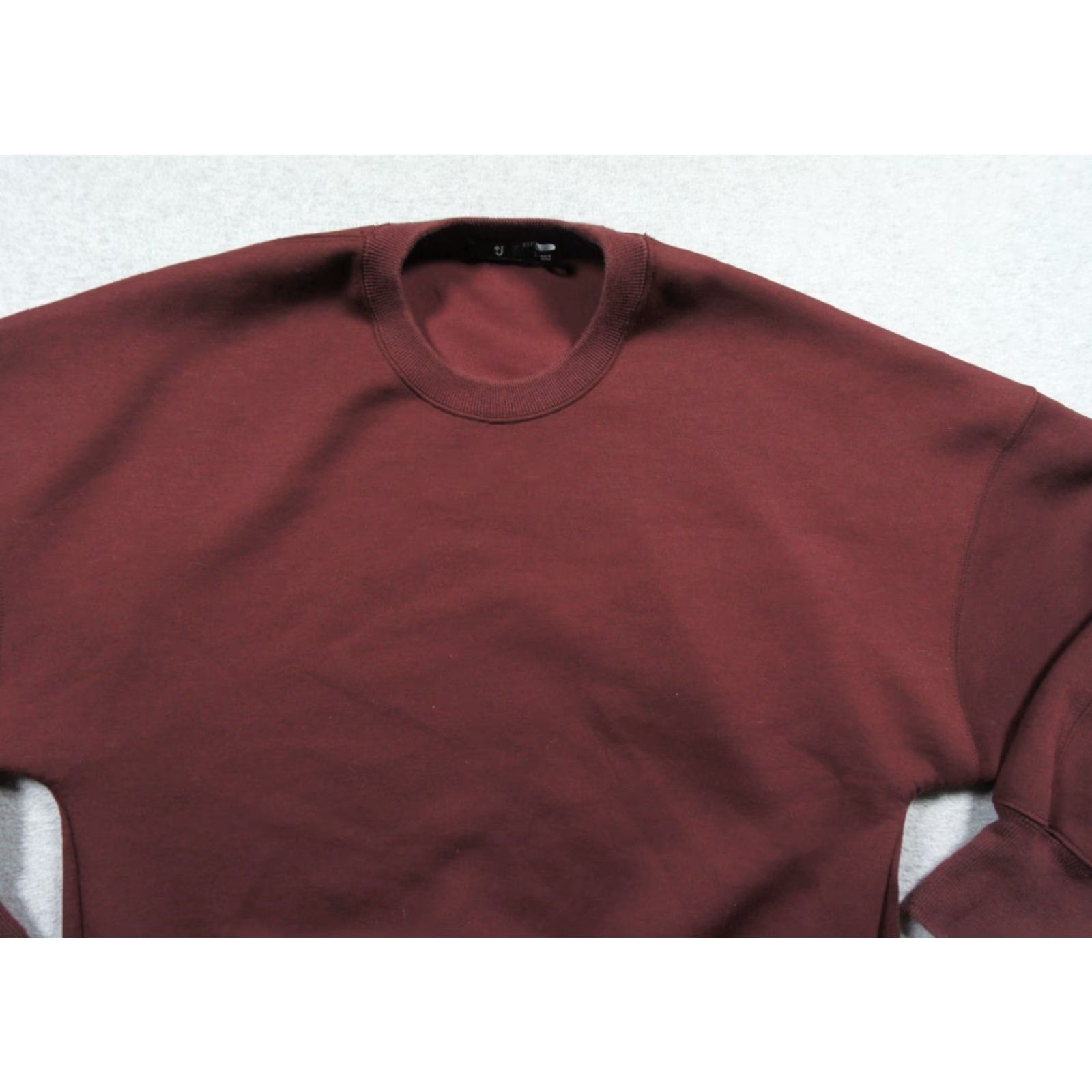 Uniqlo VINTAGE Uniqlo Sweatshirt Mens Small Red Jil Sander Crewneck Sweater Pullover Unisex Size US S / EU 44-46 / 1 - 2 Thumbnail