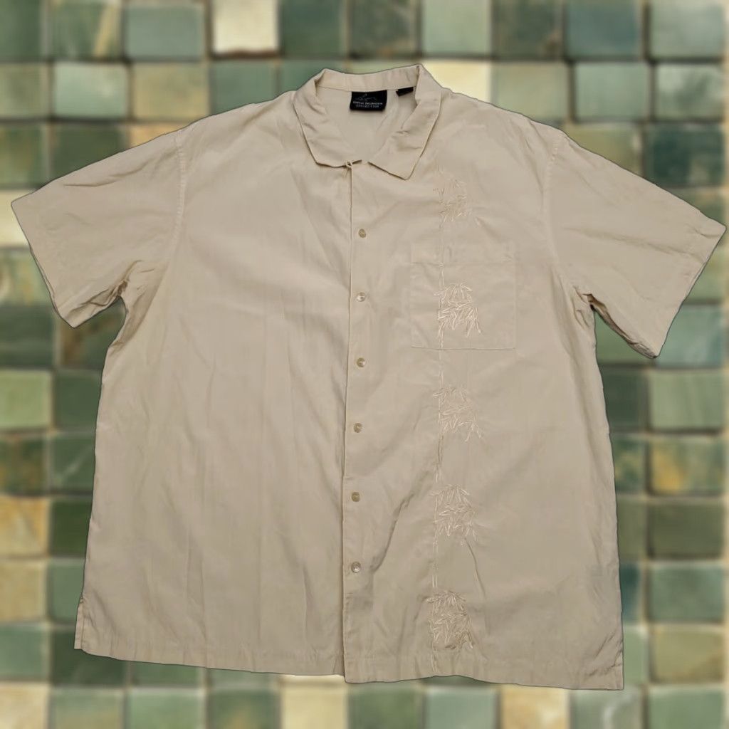 Vintage VINTAGE Greg Norman Camp Shirt Men XL Yellow Beige Embroidered Floral Silk Retro Size US XL / EU 56 / 4 - 1 Thumbnail
