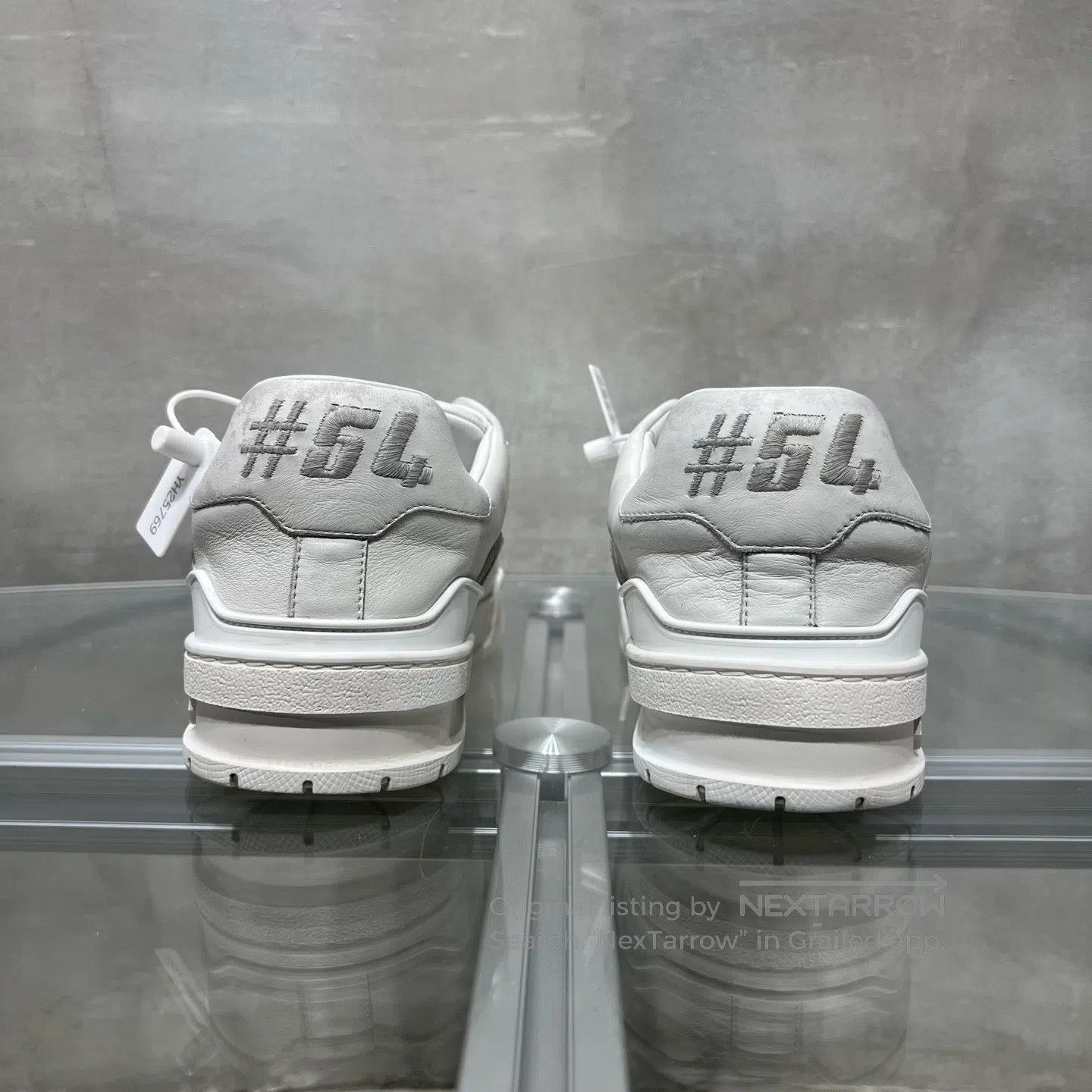 Louis Vuitton Louis Vuitton Trainer aged white shoes Size US 7.5 / EU 40-41 - 6 Thumbnail