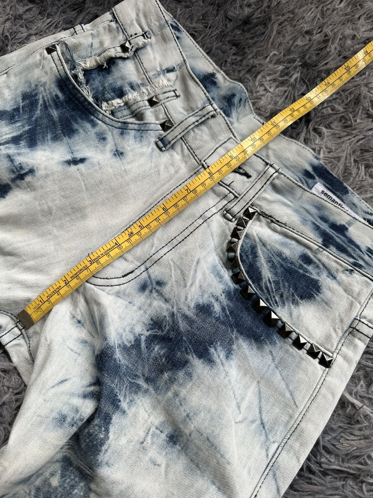 semanticdesign 31/28 - S/S 2008 Semanticdesign bleach studded pocket jeans Size US 31 - 10 Thumbnail