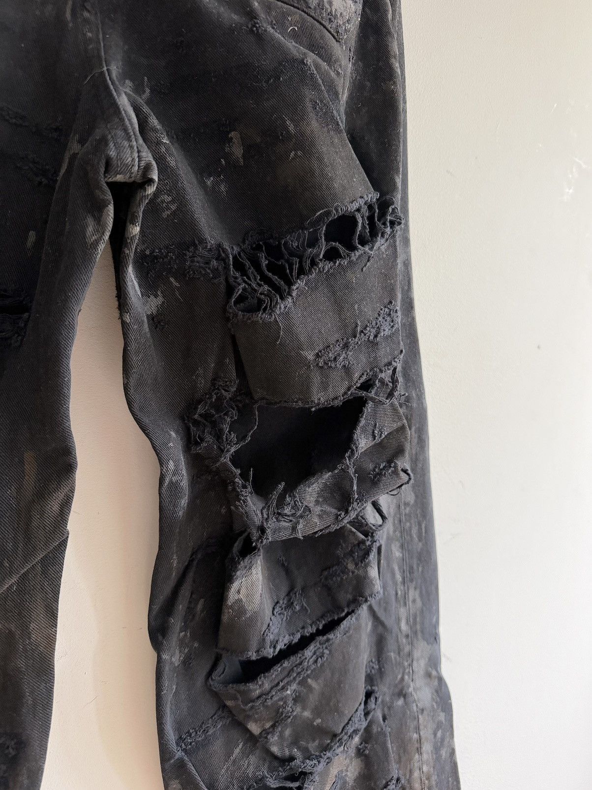 Balenciaga New Mud Show Super Destroyed Black Denim Jeans (M) Size US 34 / EU 50 - 9 Thumbnail