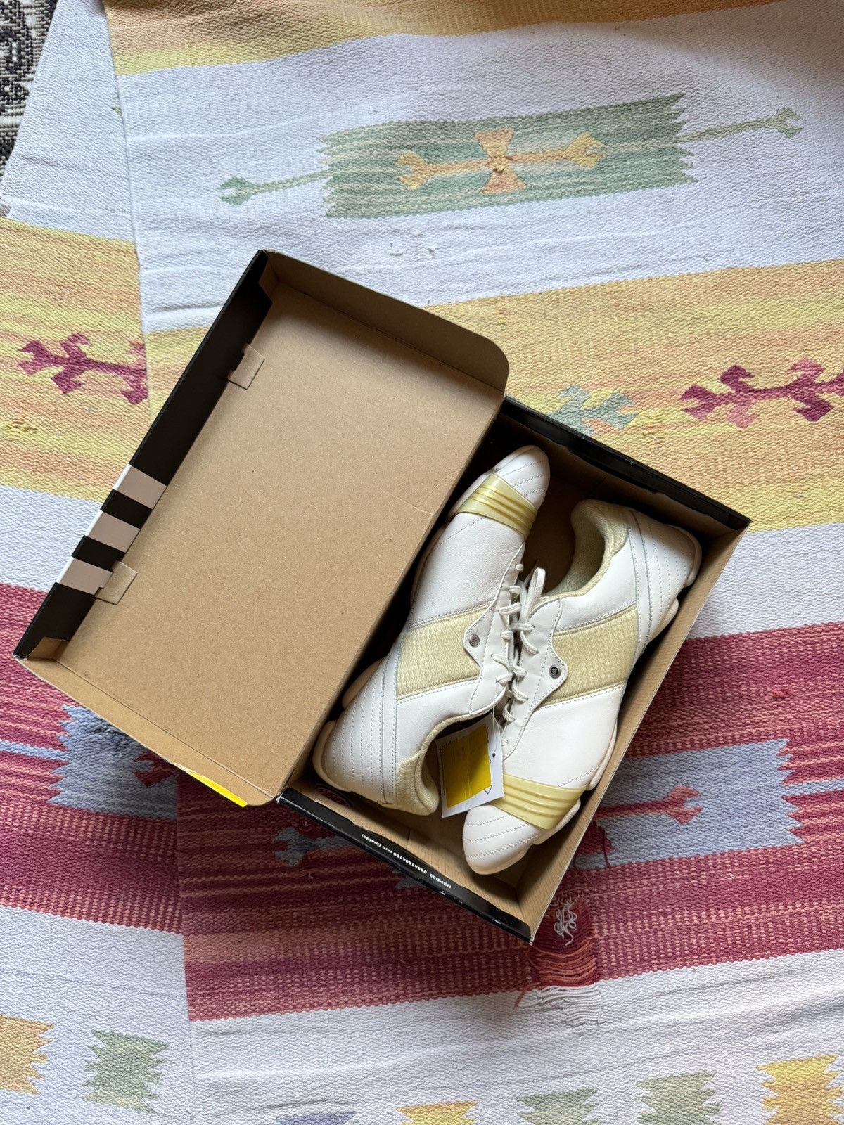 Vintage Adidas Vintage 00's 2007 Adidas "Jucuri" y2k Sneakers Size US 6 / IT 36 - 12 Thumbnail