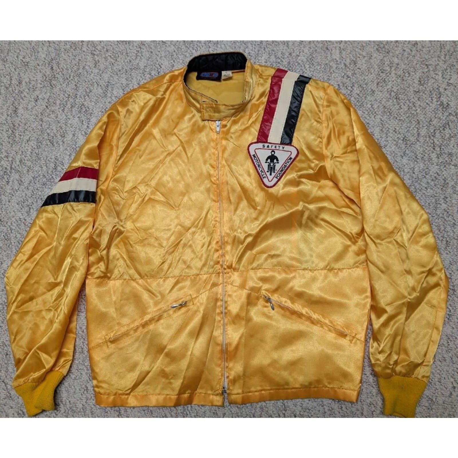 Vintage VINTAGE windbreaker Crown Jacket Mens L Satin Nylon Yellow striped Zip 1970s Car Racing Ford Cobra Shelby Streetwear Mens Size US L / EU 52-54 / 3 - 4 Thumbnail