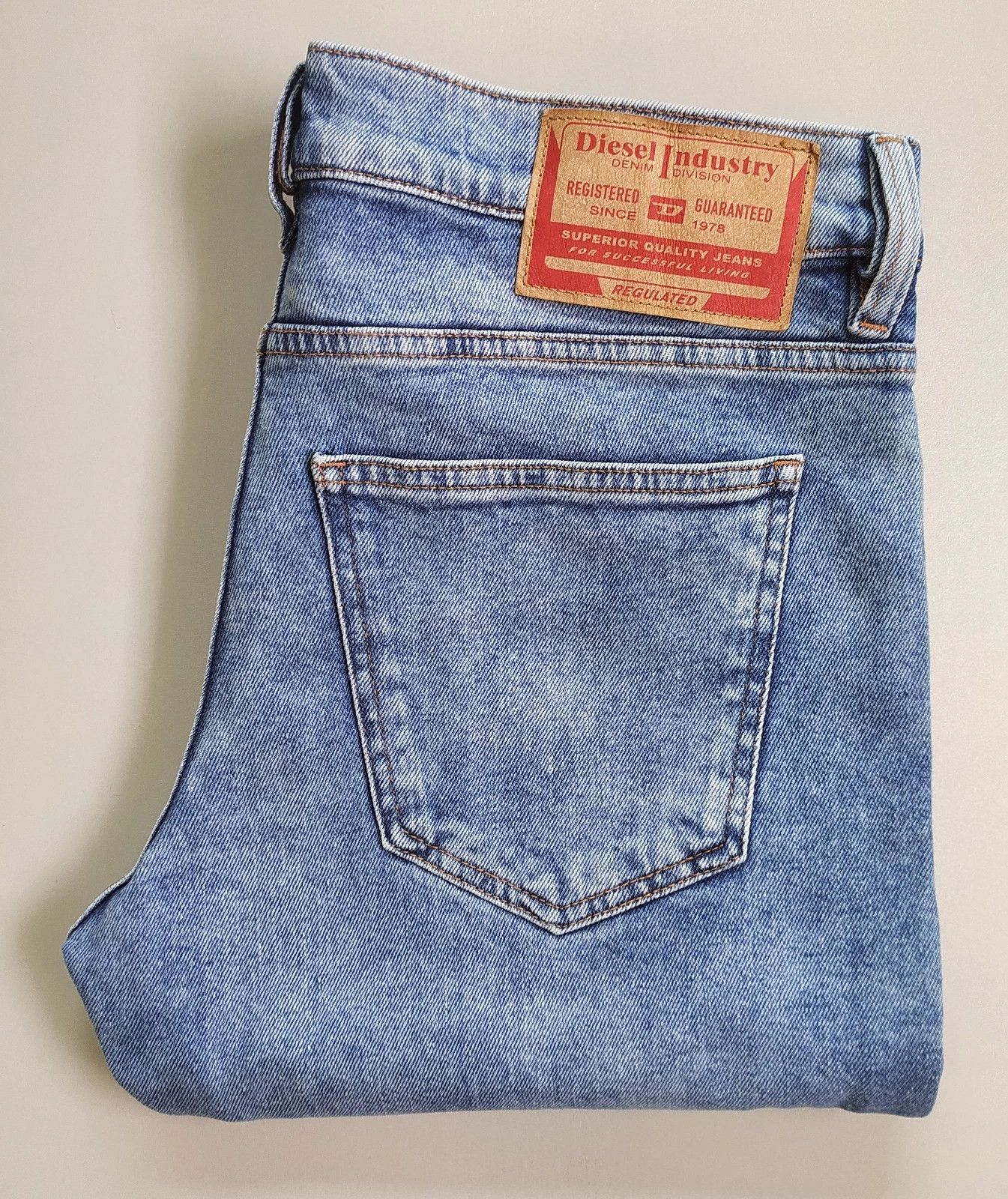 Diesel Diesel 2019 D-STRUKT-R L.32 MENS JEANS T/9668 Size US 32 / EU 48 - 1 Thumbnail