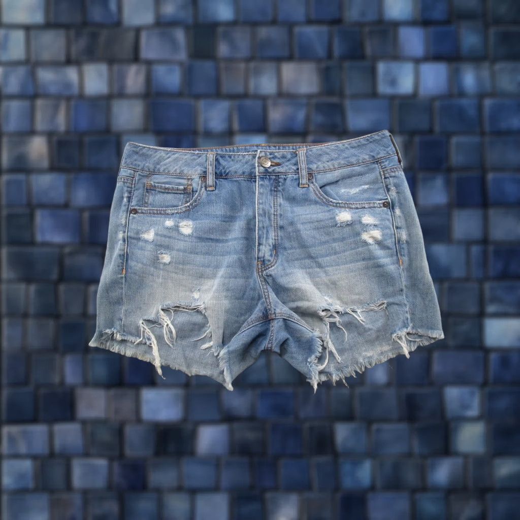 American Eagle Outfitters American Eagle Denim Shorts Button Fly Tomgirl Distressed Size 10 Festival Casual Size 32" / US 10 / IT 46 - 1 Thumbnail