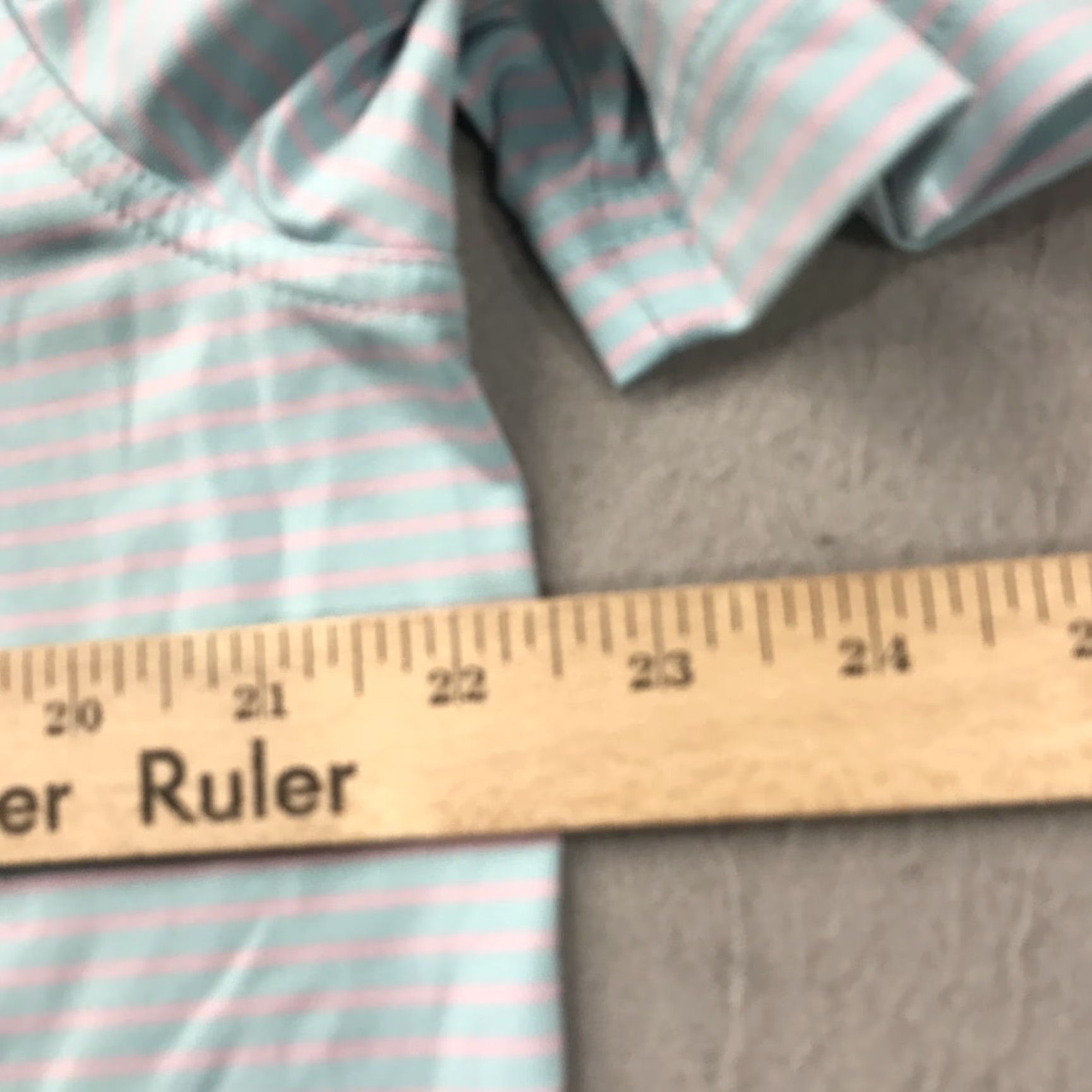 Vineyard Vines Vineyard Vines Polo Shirt Mens Large Blue Pink Whale Striped Performance Golf Polo Shirt Mens L Blue Whale Striped Performance Golf Size US L / EU 52-54 / 3 - 7 Thumbnail